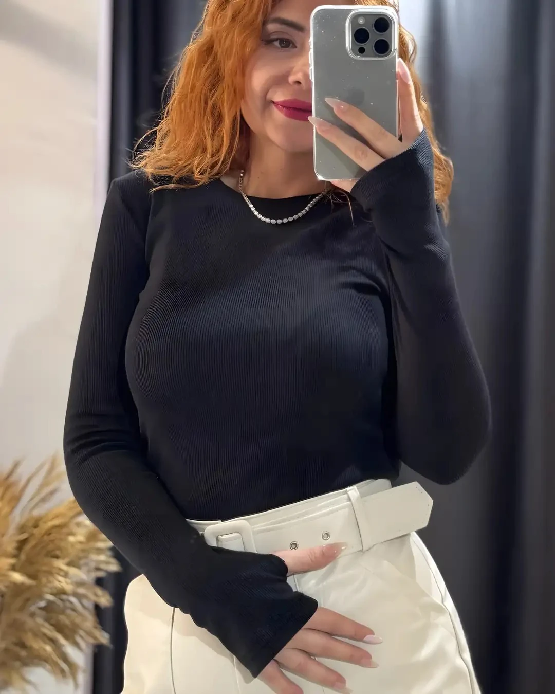 Siyah Parmak Geçmeli Basic Body