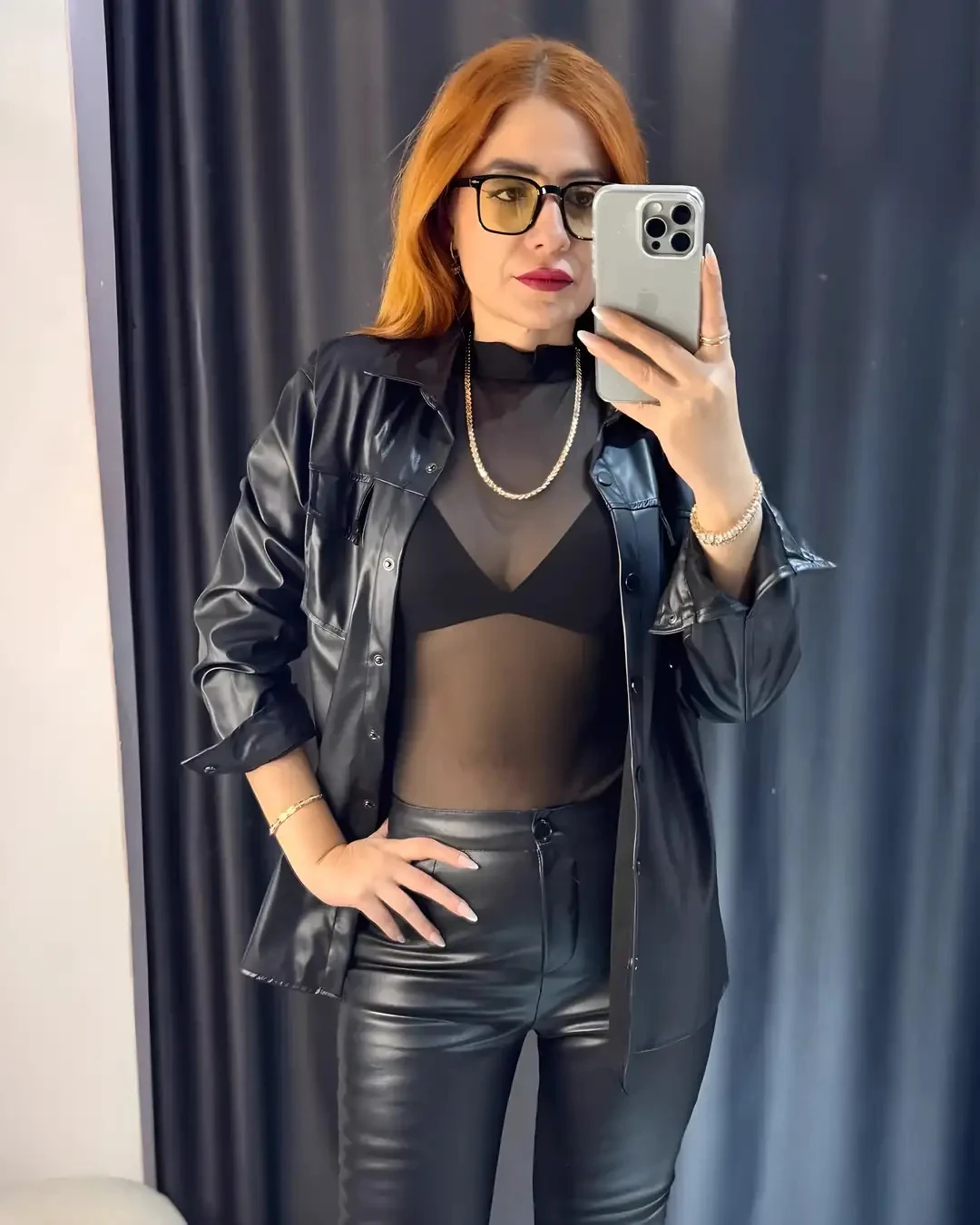 İçi Şardonlu Deri Dokulu Oversize Gömlek