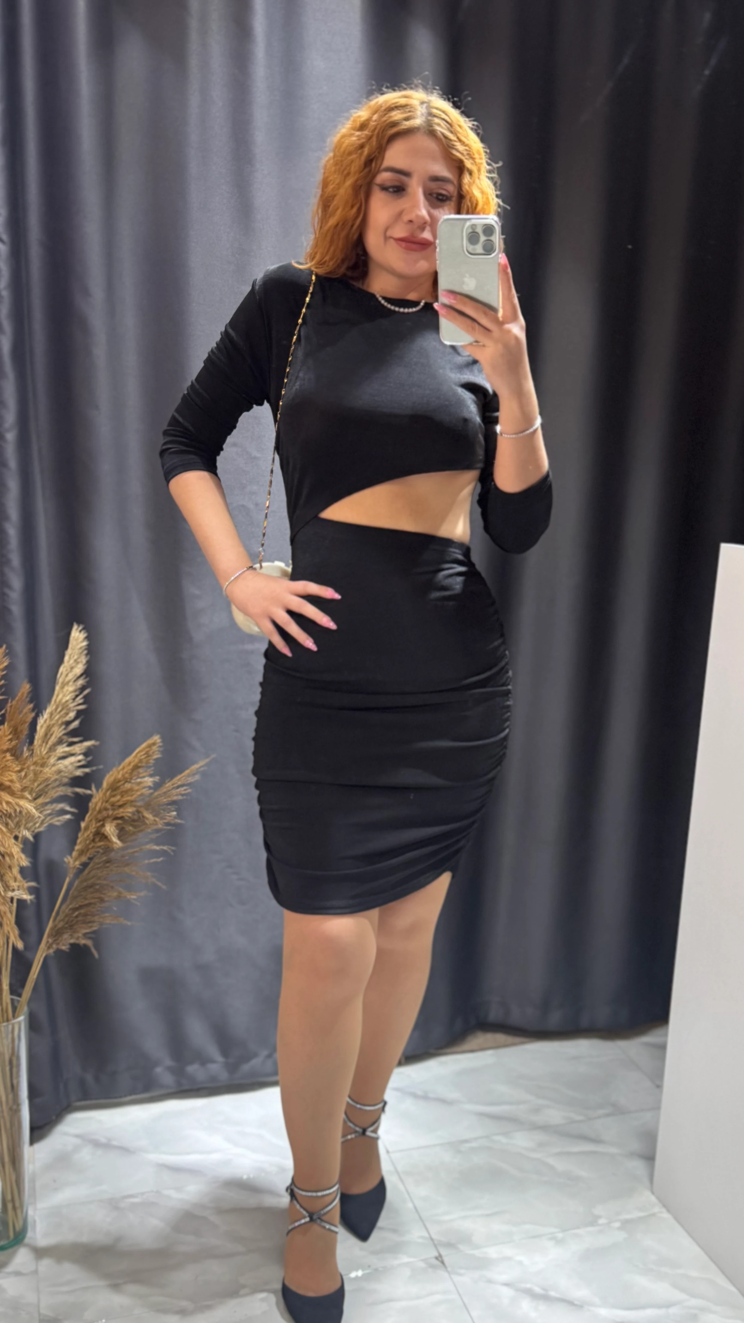 Siyah Cut-Out Mini Elbise