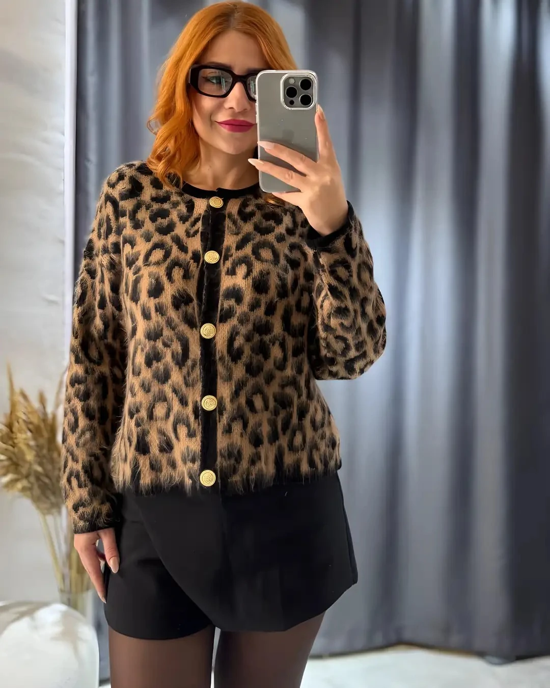 Leopar Desenli Düğmeli Triko Hırka