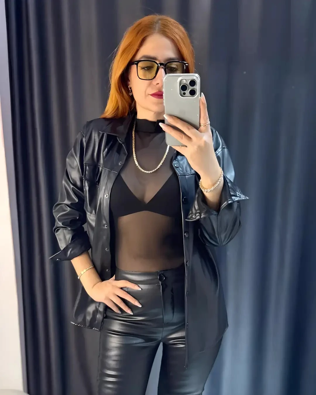 İçi Şardonlu Deri Dokulu Oversize Gömlek