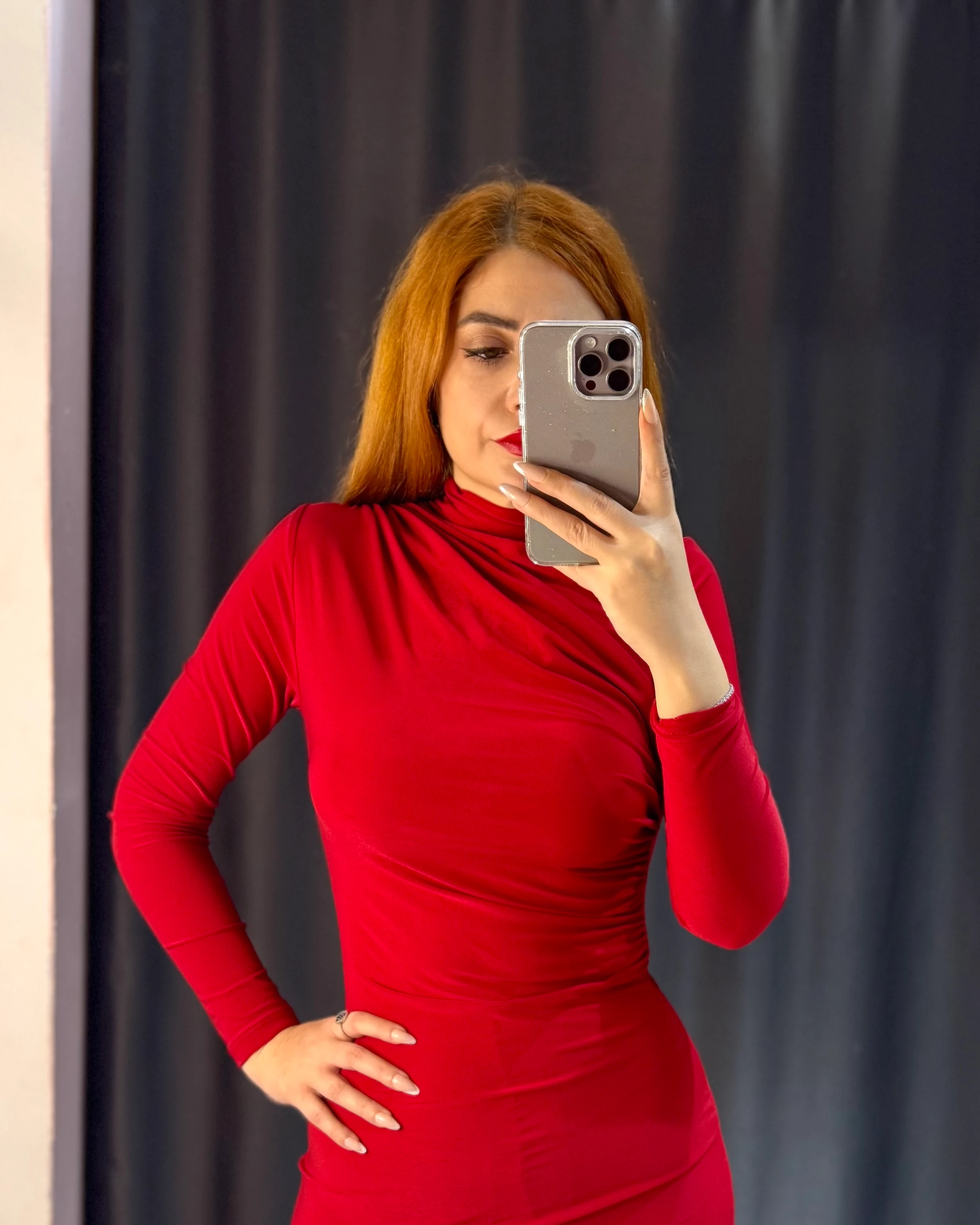 Drapeli Uzun Kollu Mini Elbise