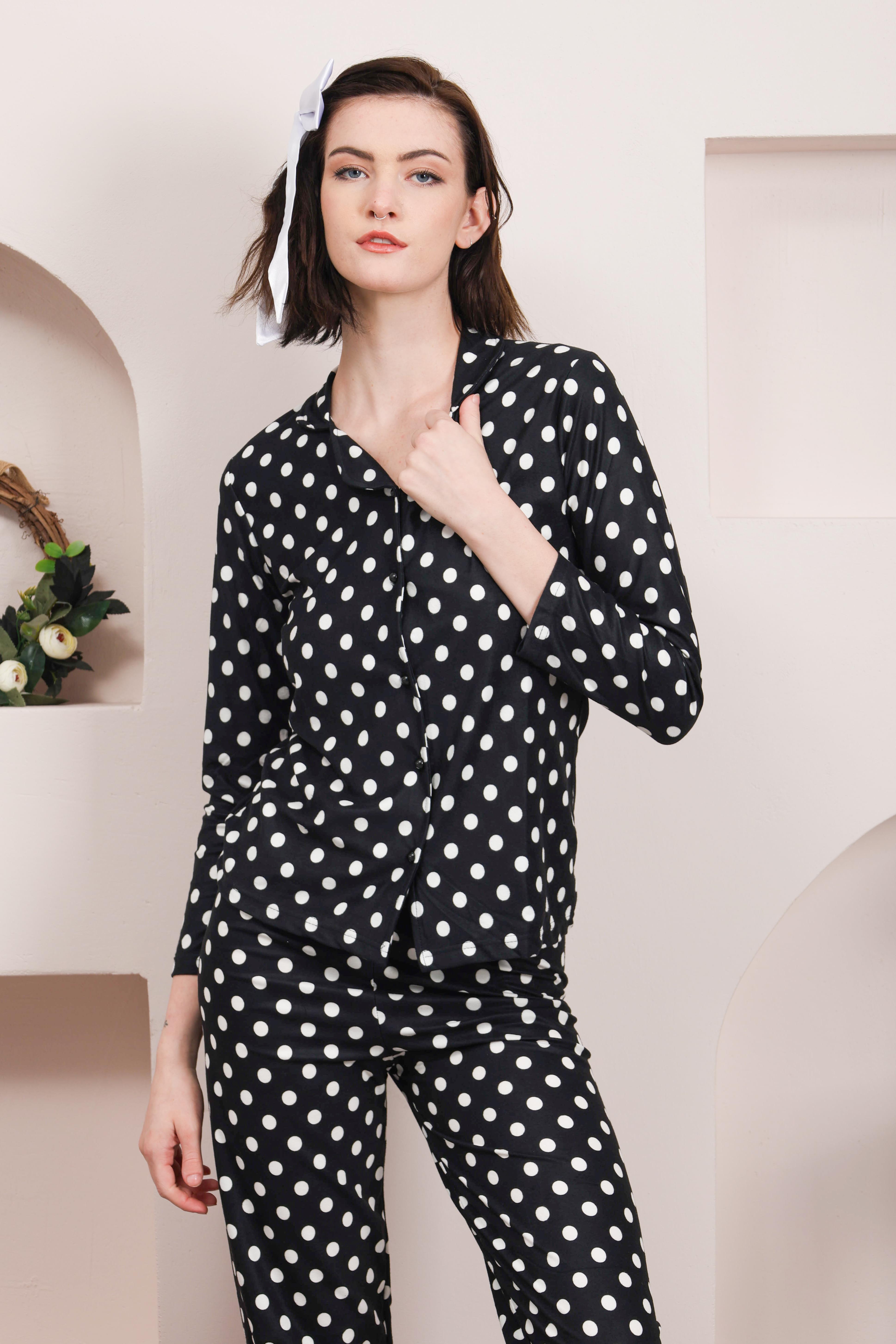Puantiyeli süet pijama  takımı