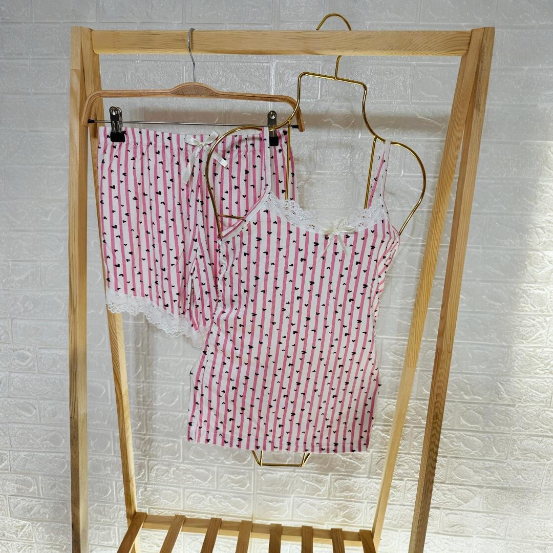 Pembe Küçük kalpli Şortlu takım