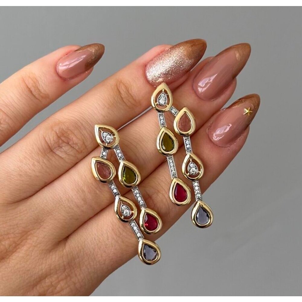 Gold Renkli Taşlı Damla Model Küpe