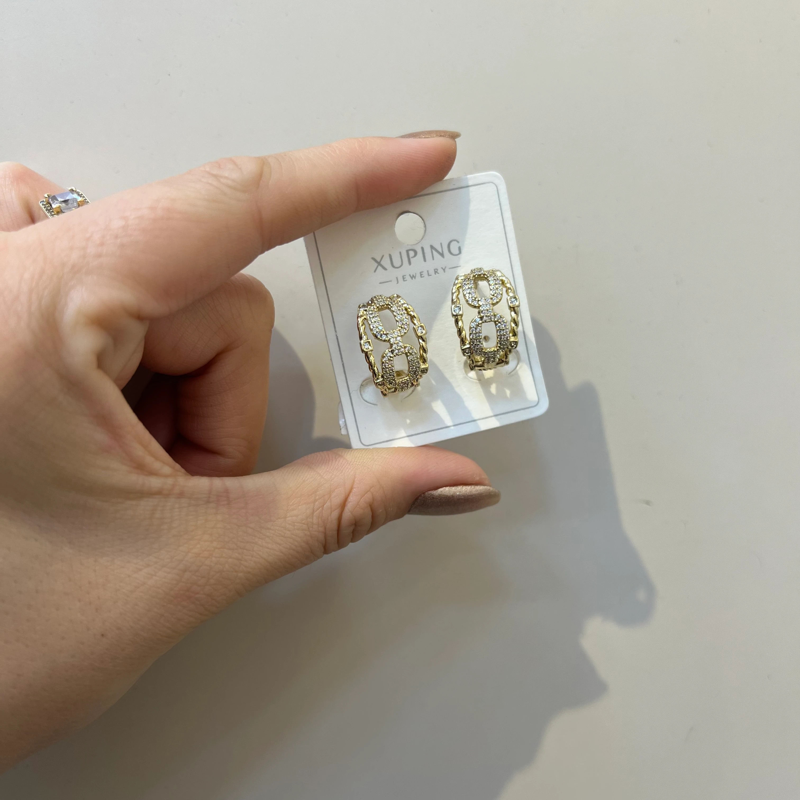 Gold Xuping Taşlı Küpe