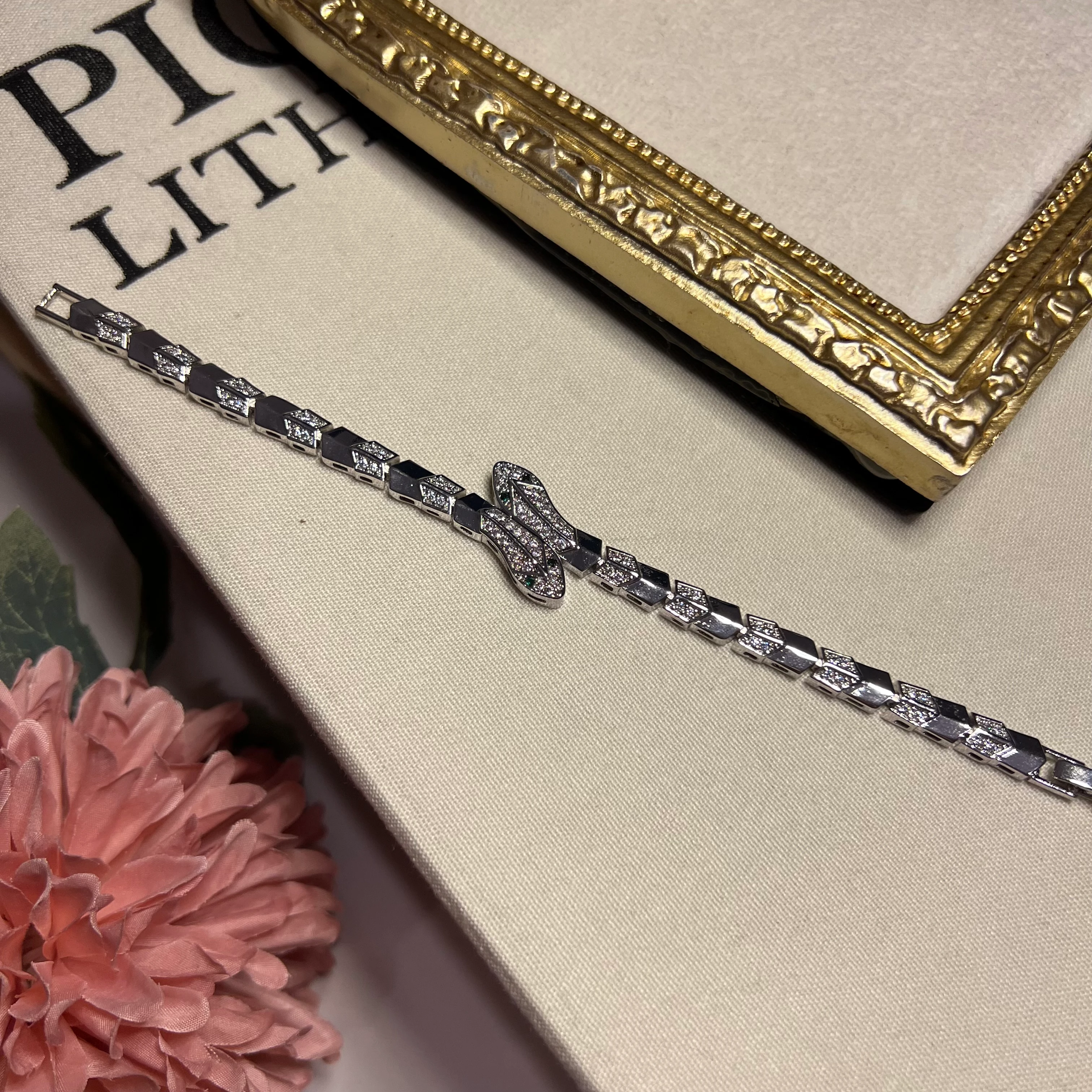 Silver Taşlı Vip Yılan Bileklik