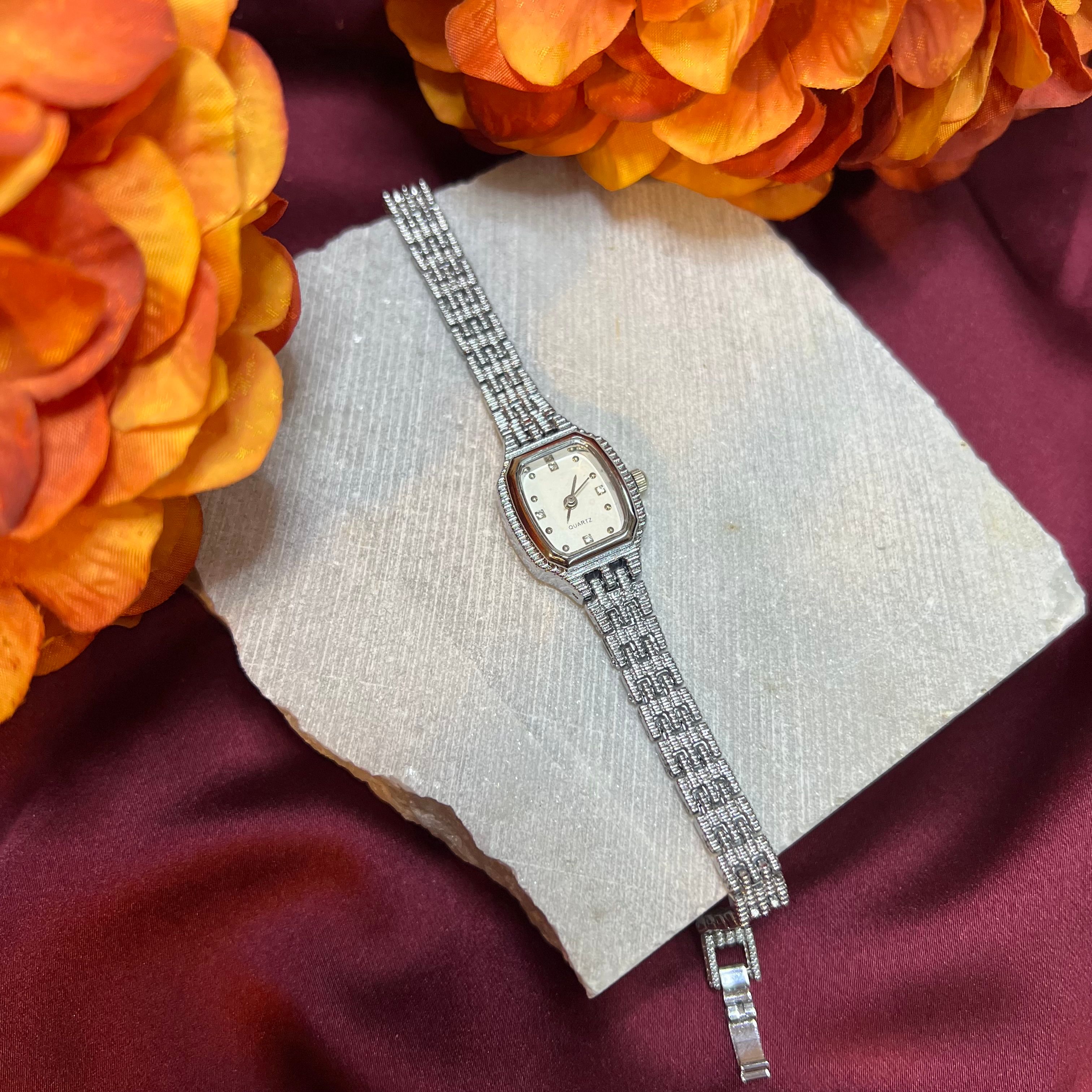 Silver Vintage Saat