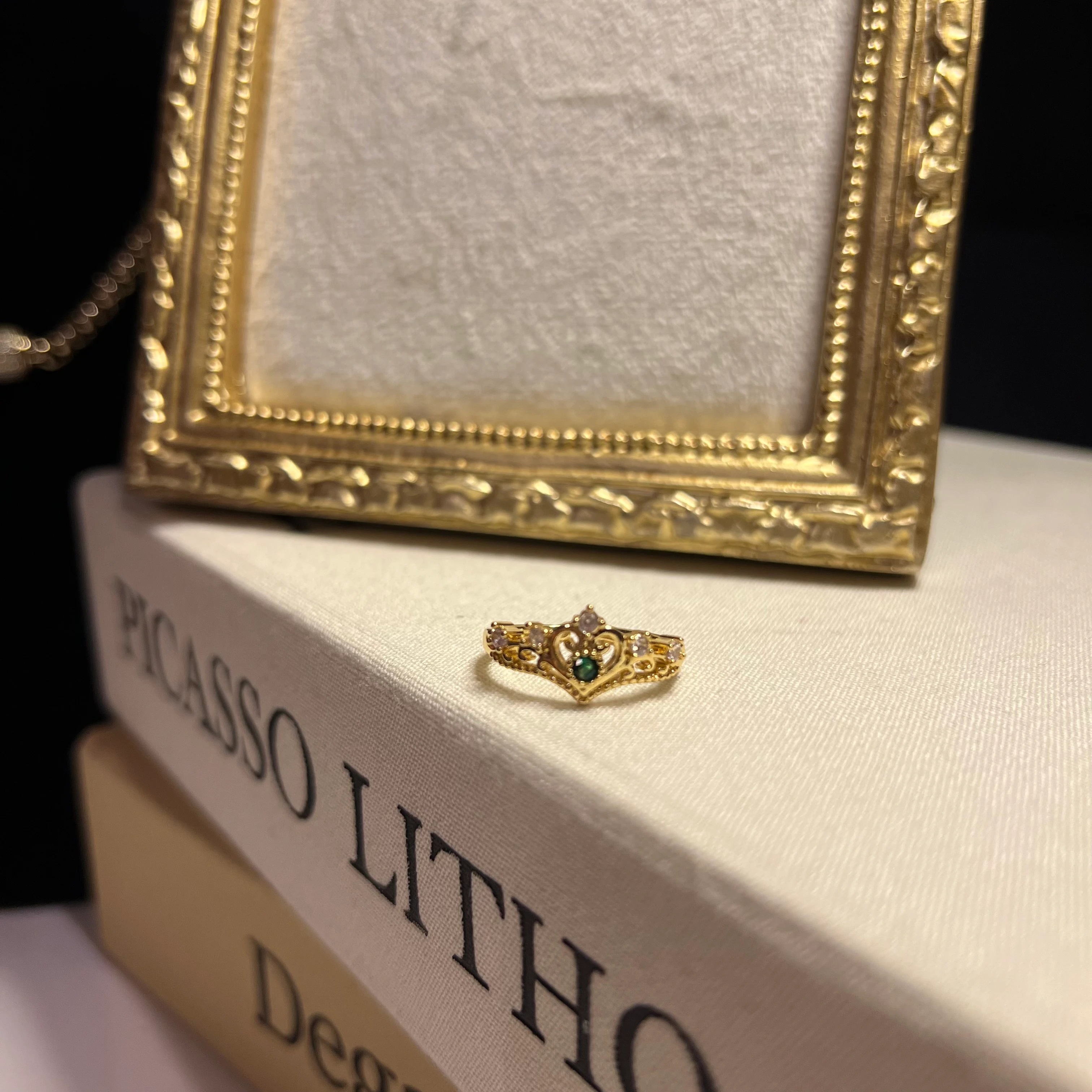 Yeşil Taşlı Altın Kaplama Prenses Yüzük