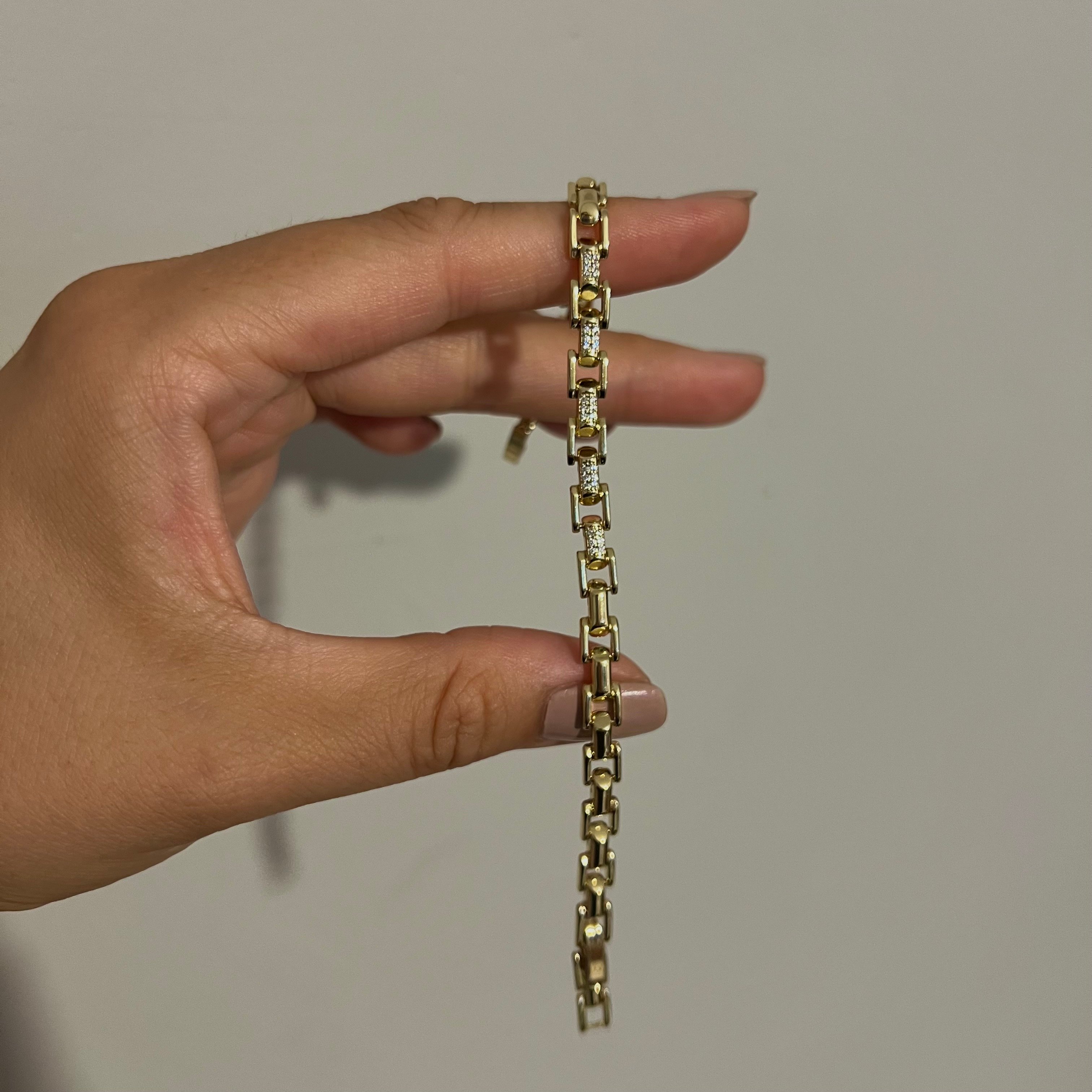 Gold Ortası Taşlı Bileklik