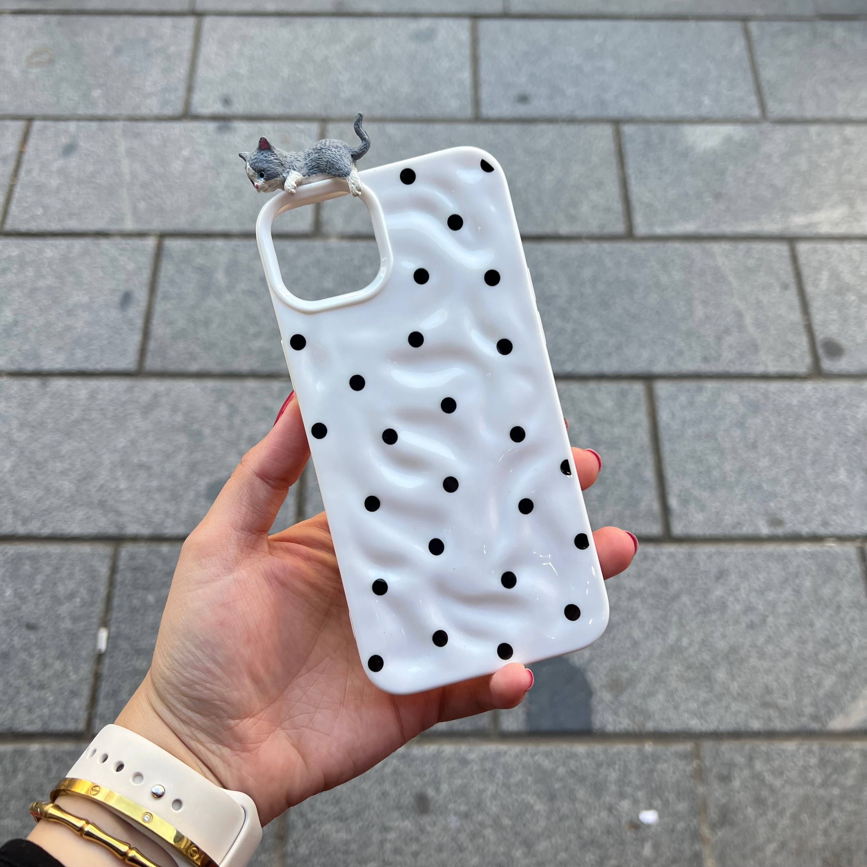 Iphone 14/15 Plus Kedili Puantiyeli Kılıf