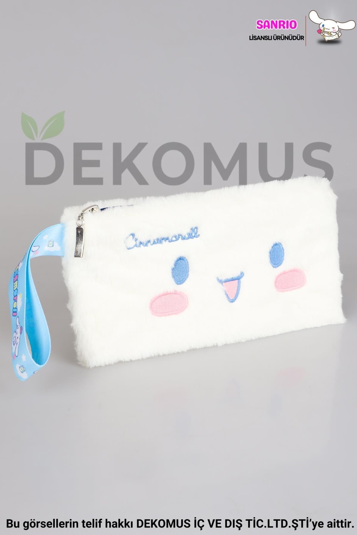 DEKOMUS İLE YENİ SEZON LİSANSLI CINNAMOROLL BASIC PELUŞ EL ÇANTASI/MAKYAJ ÇANTASI/KALEM ÇANTASI