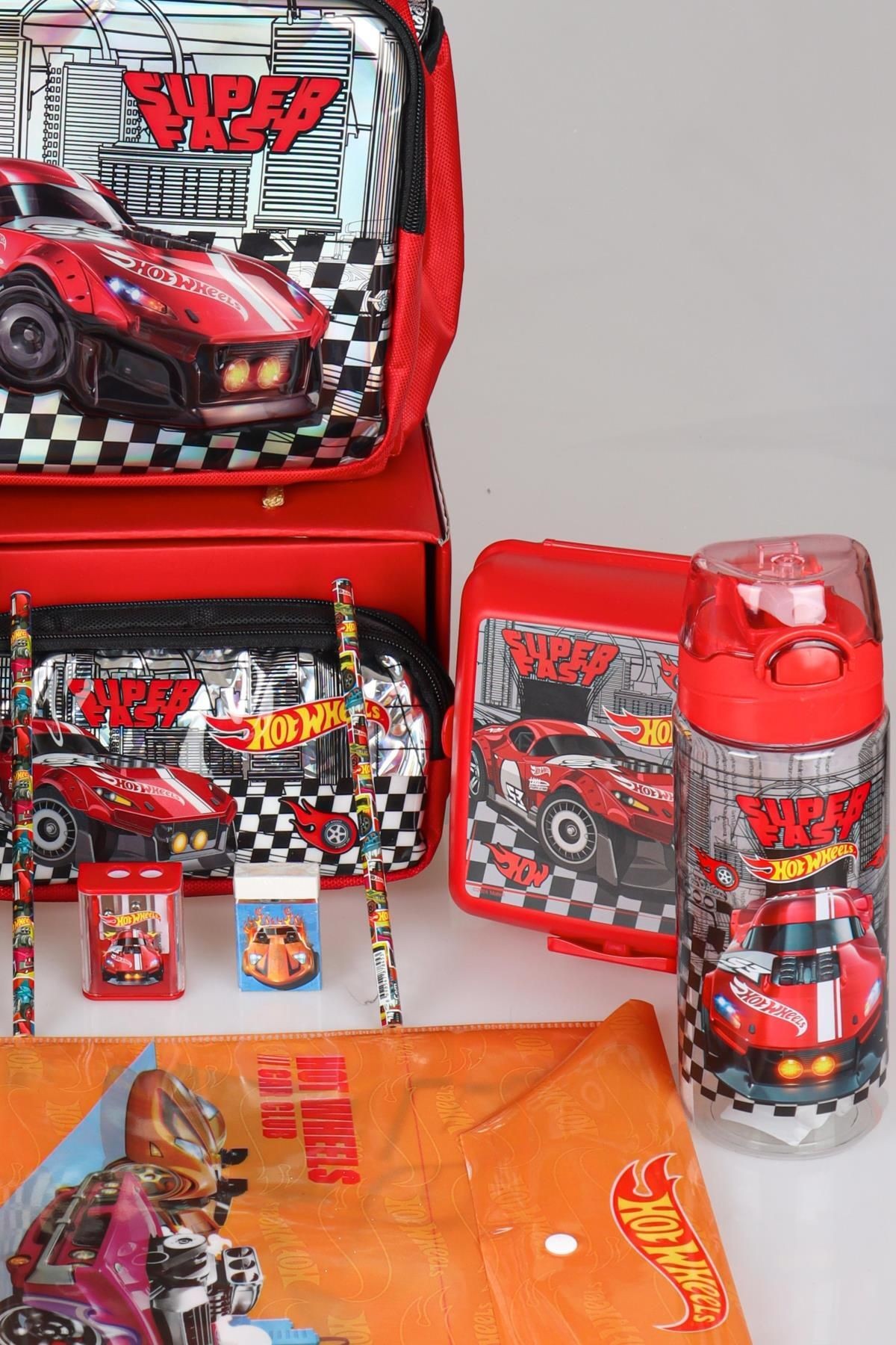 YENİ SEZON LİSANSLI HOT WHEELS OKUL,BESLENME,KALEM ÇANTASI İLE MATARA,BESLENME KABI VE KIRTASİYE SET