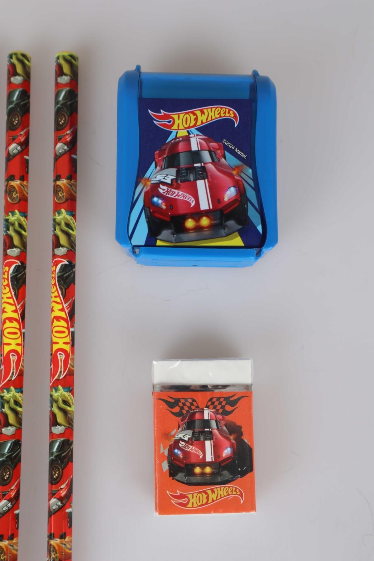 2024 YENİ SEZON LİSANSLI HOT WHEELS 3 ADET KURŞUN KALEM,KALEMTRAŞ VE SİLGİ SETİ