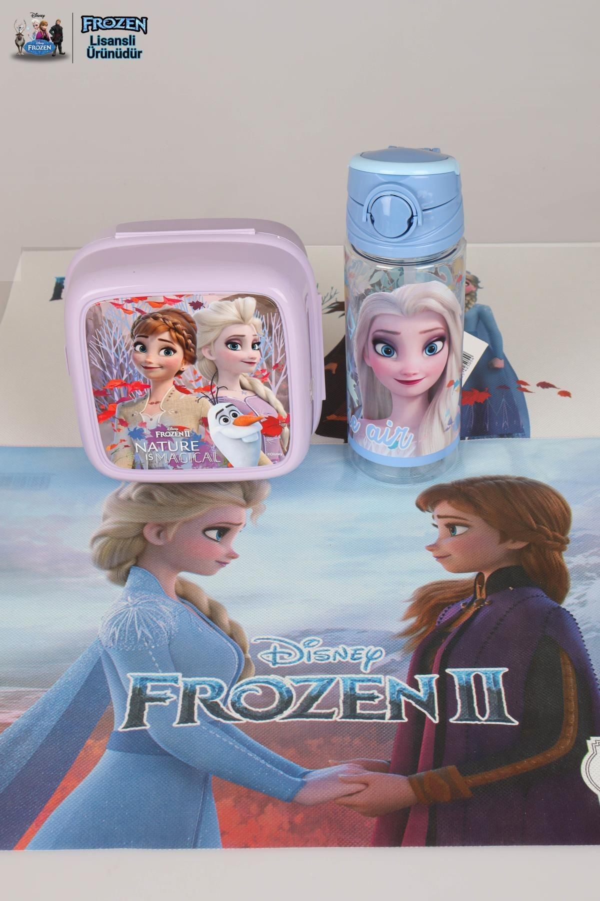 DEKOMUS LİSANSLI  ELSA FROZEN "BESLENME ÖRTÜSÜ,BESLENME KABI VE 500 ML TRITAN MATARA OKUL/KIRTASİYE