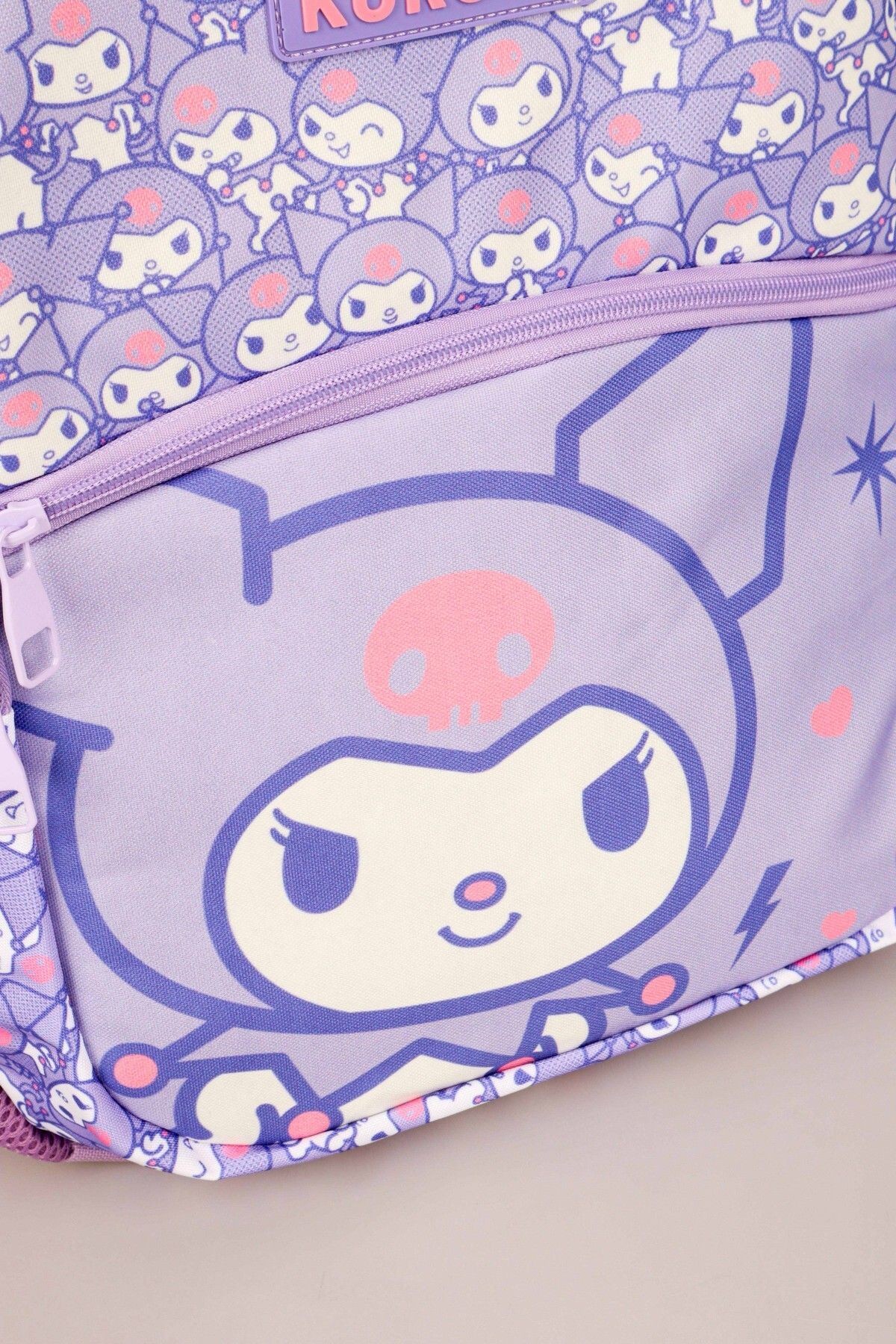 DEKOMUS İLE YENİ SEZON LİSANSLI KUROMI "MAGICAL BUDDY" İLKOKUL ÇANTASI