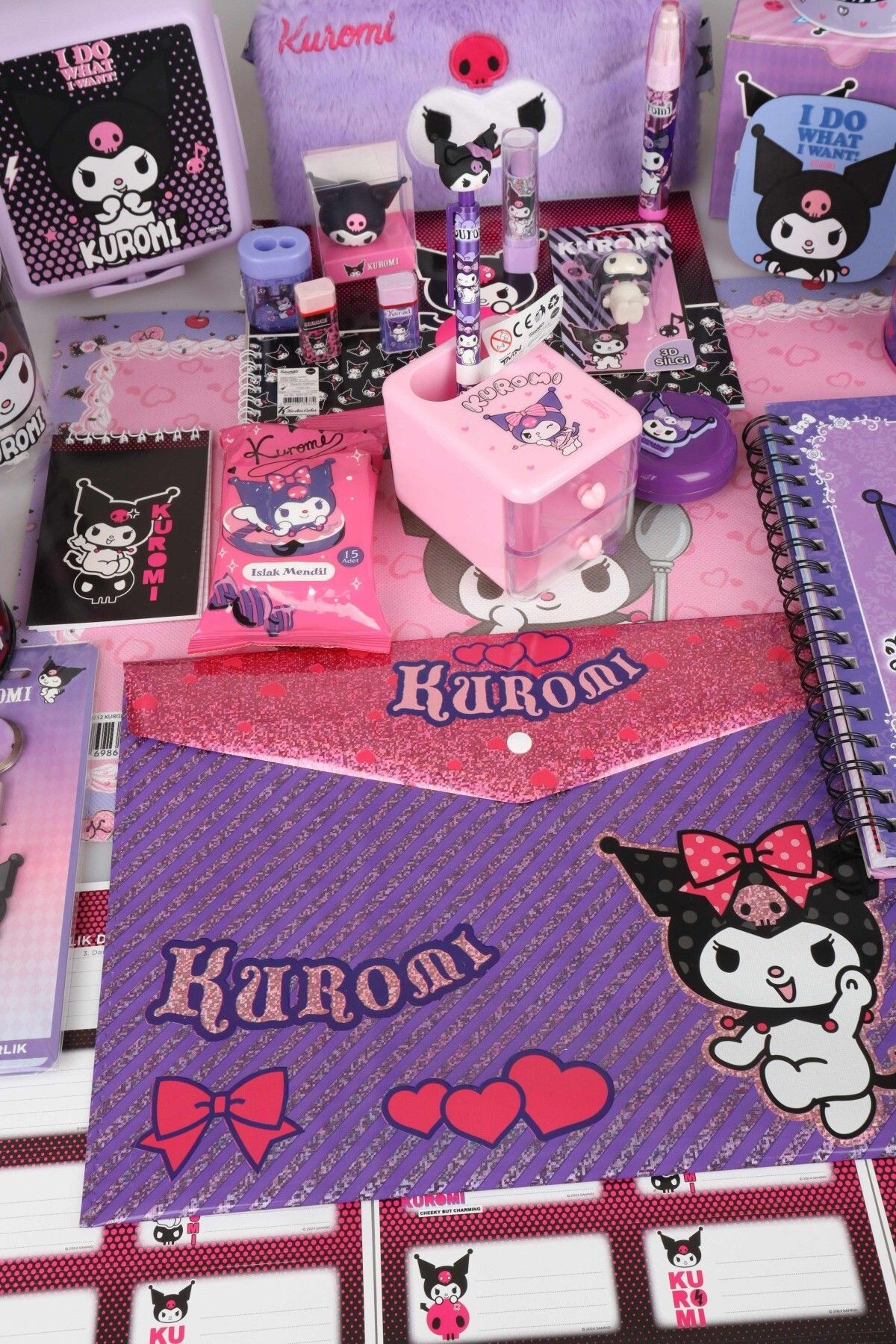 DEKOMUS İLE YENİ SEZON LİSANSLI KUROMI "MAGICAL BUDDY" 30 PARÇA PREMIUM FULL+FULL KIRTASİYE SETİ