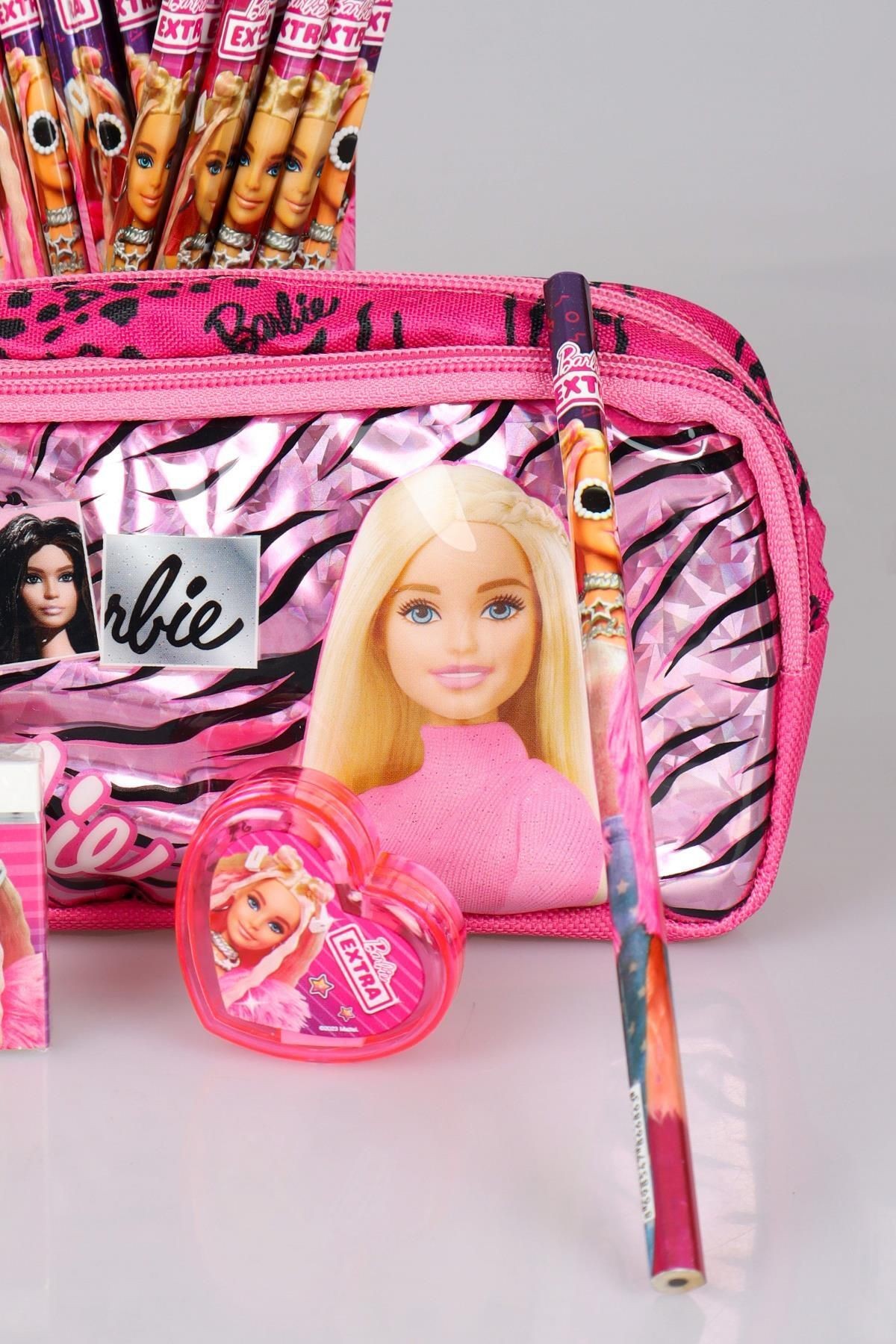 LİSANSLI BARBIE "PINK LOVE" SETİ KALEM ÇANTASI,KALPLİ KALEMTRAŞ,2 ADET KURŞUN KALEM VE SİLGİ SETİ