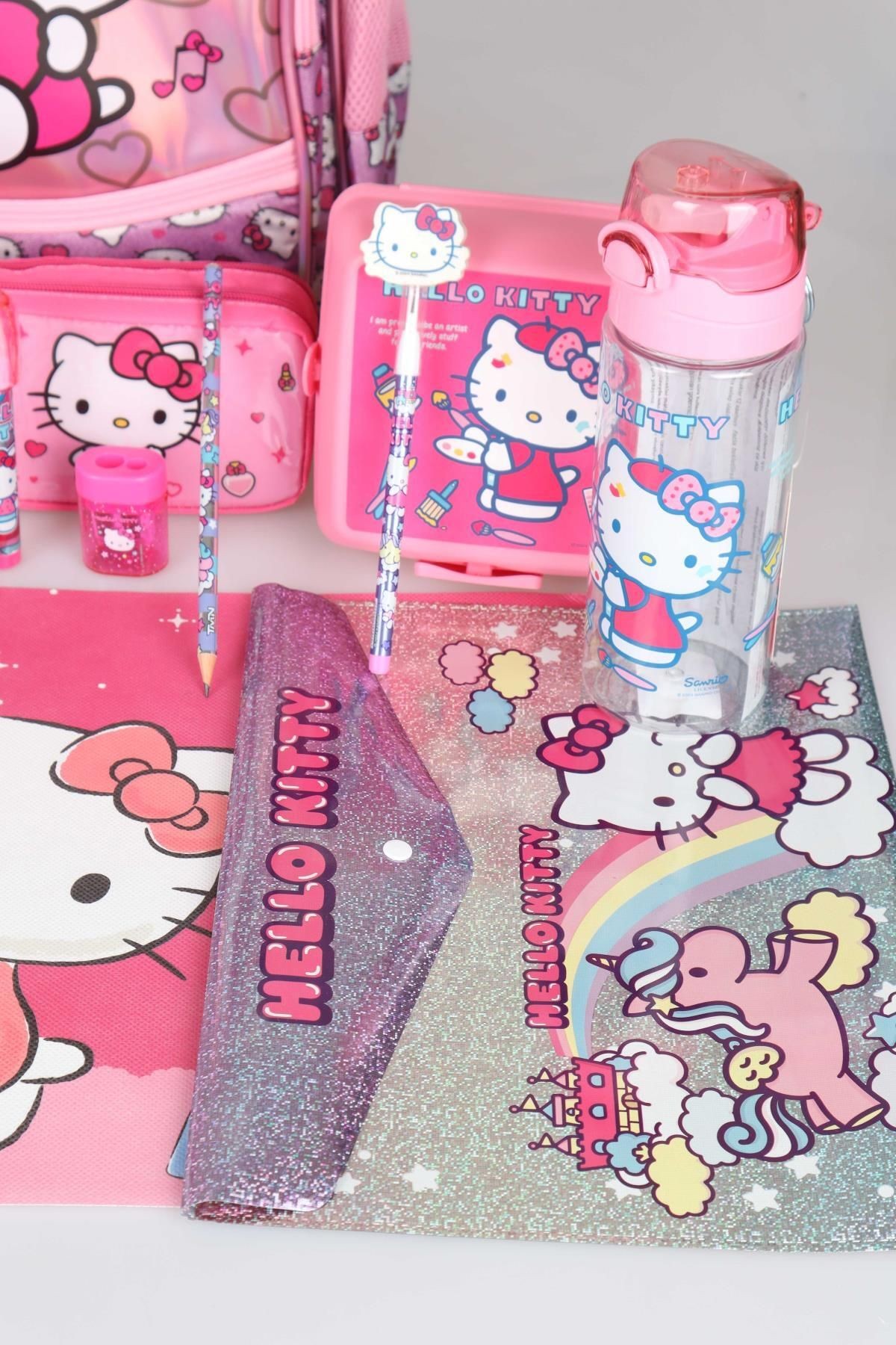 LİSANSLI HELLO KITTY OKUL,BESLENME VE KALEM ÇANTASI İLE BESLENME KABI,MATARA KIRTASİYE OKUL SETİ