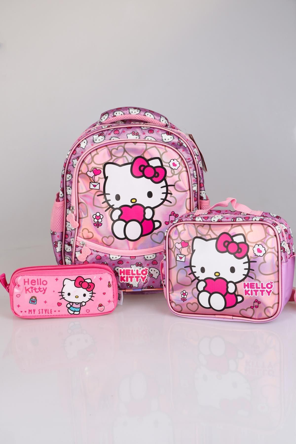 YENİ SEZON LİSANSLI HELLO KITTY'NIN PIRILTILI DÜNYASI ÖZEL KOLEKSİYON OKUL,BESLENME VE KALEM ÇANTASI