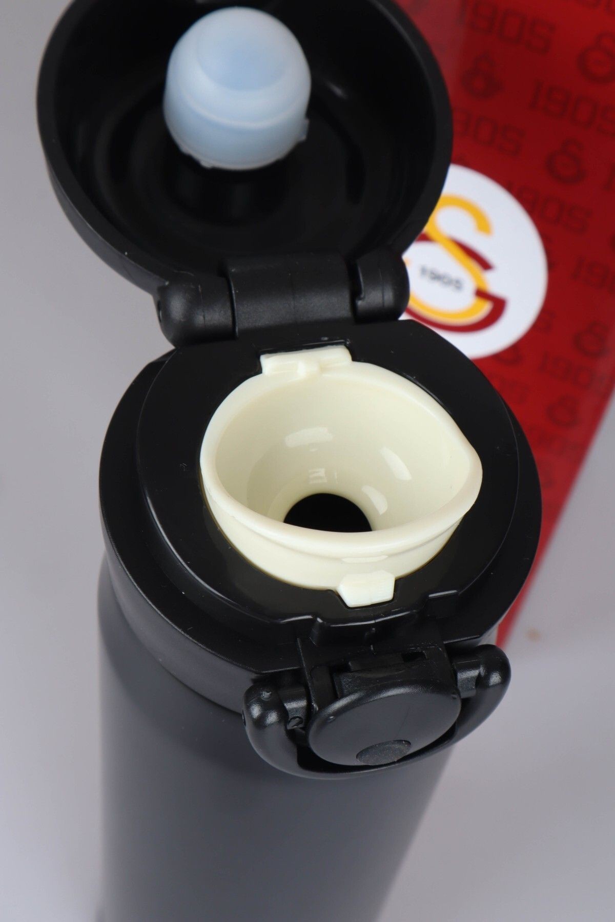 Dekomus Ile Lisanslı 500 ml Çelik Termos "özel Kutulu Comfort Kalem Hediyeli"
