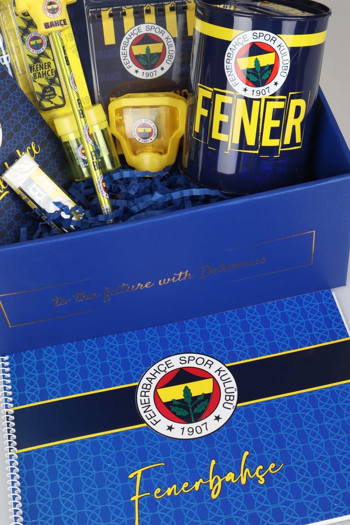 FENERBAHÇE ÖZEL KUTULU PREMIUM 19 PARÇA KIRTASİYE SETİ