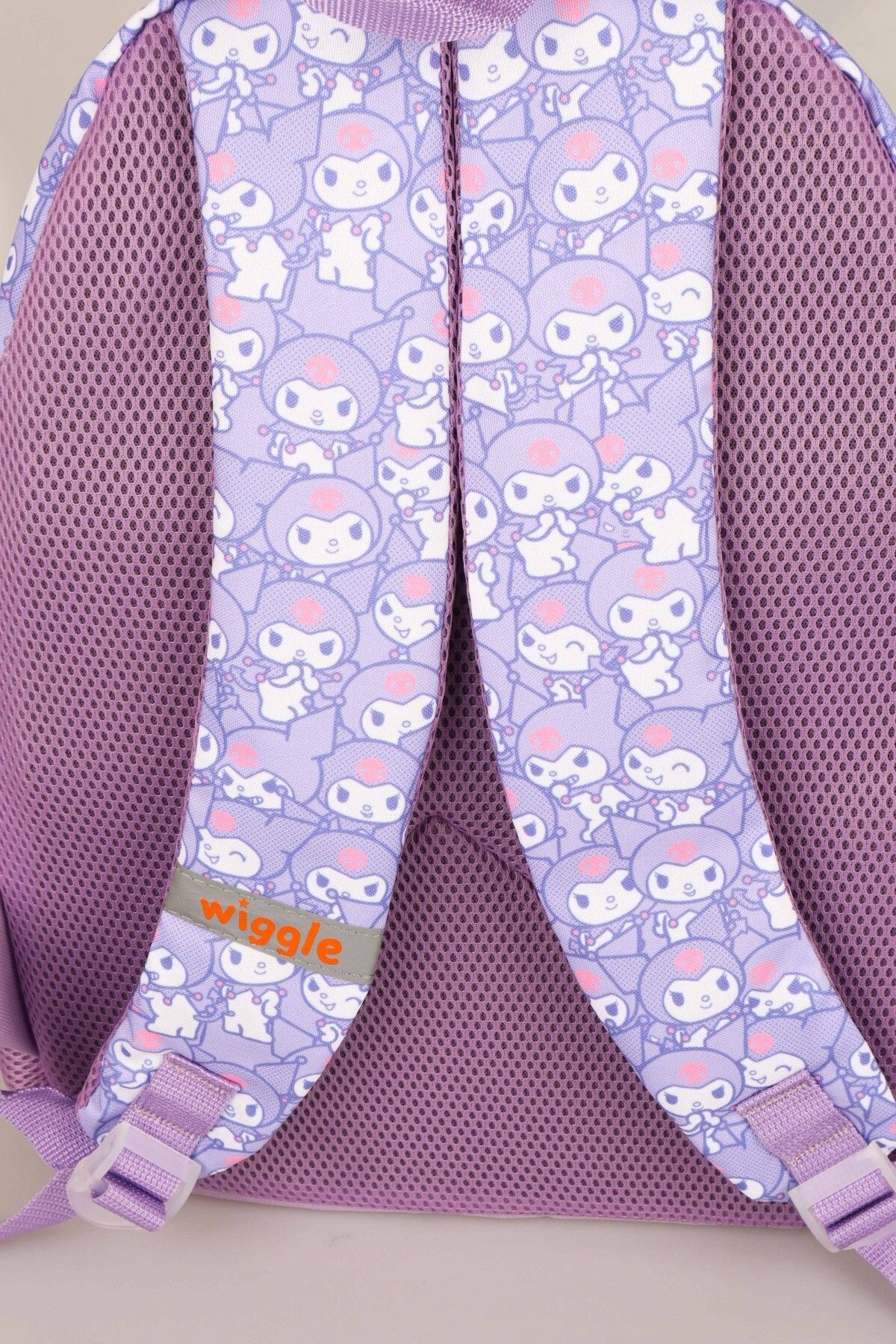 DEKOMUS İLE YENİ SEZON LİSANSLI KUROMI "MAGICAL BUDDY" İLKOKUL ÇANTASI