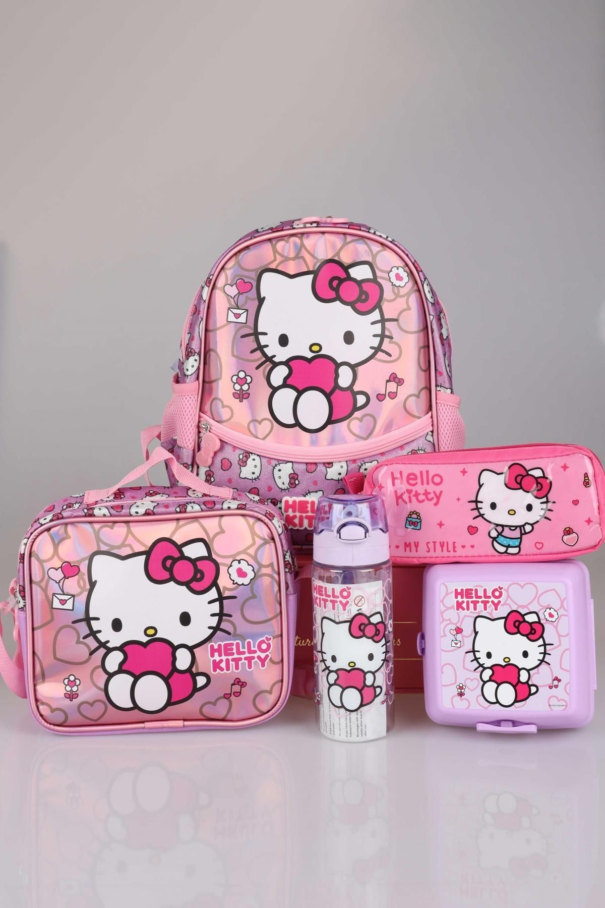 YENİ SEZON LİSANSLI HELLO KITTY'NIN PIRILTILI DÜNYASI ÖZEL KOLEKSİYON ANAOKUL,BESLENME VE KALEM ÇANT