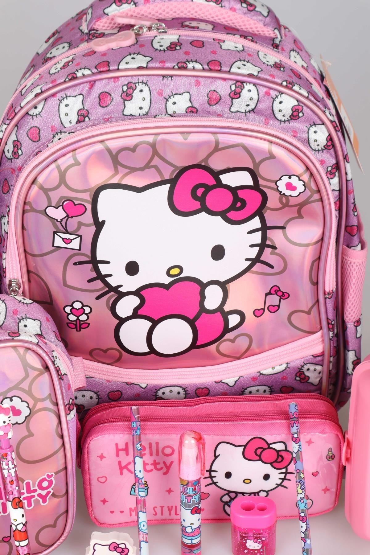 LİSANSLI HELLO KITTY OKUL,BESLENME VE KALEM ÇANTASI İLE BESLENME KABI,MATARA KIRTASİYE OKUL SETİ