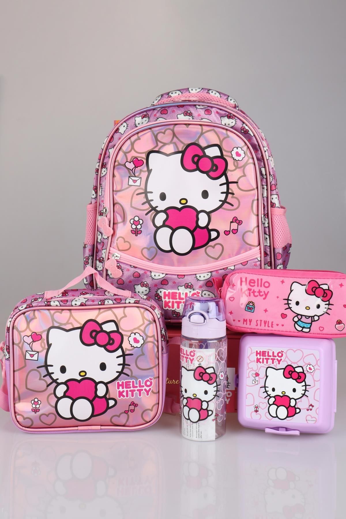 YENİ SEZON LİSANSLI HELLO KITTY'NIN PIRILTILI DÜNYASI ÖZEL KOLEKSİYON OKUL,BESLENME VE KALEM ÇANTASI