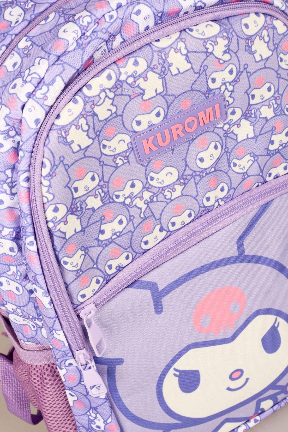 DEKOMUS İLE YENİ SEZON LİSANSLI KUROMI "MAGICAL BUDDY" İLKOKUL ÇANTASI