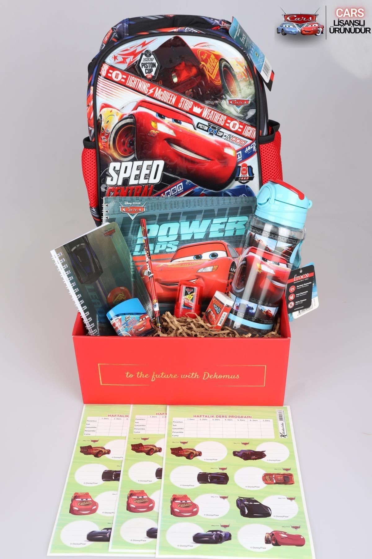 LİSANSLI CARS GIFT BOX 12 PARÇA ANAOKULU ÇANTASI,500 ML MATARA VE KIRTASİYE SETİ