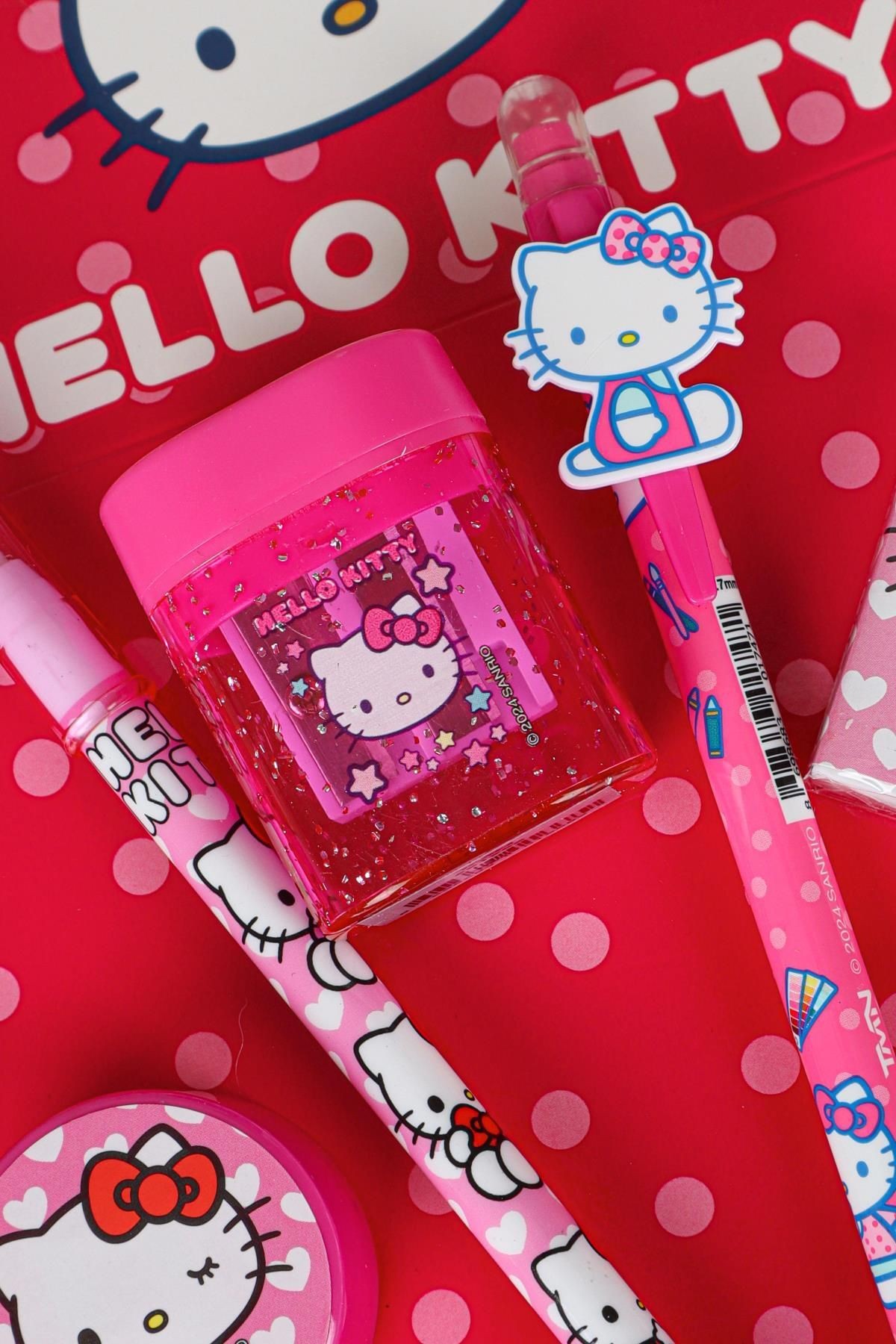 YENİ SEZON LİSANSLI HELLO KITTY VERSATİL UÇLU KALEM 0.7 MM,2 ADET KALEMTRAŞ,GEÇMELİ KURŞUN KALEM VE