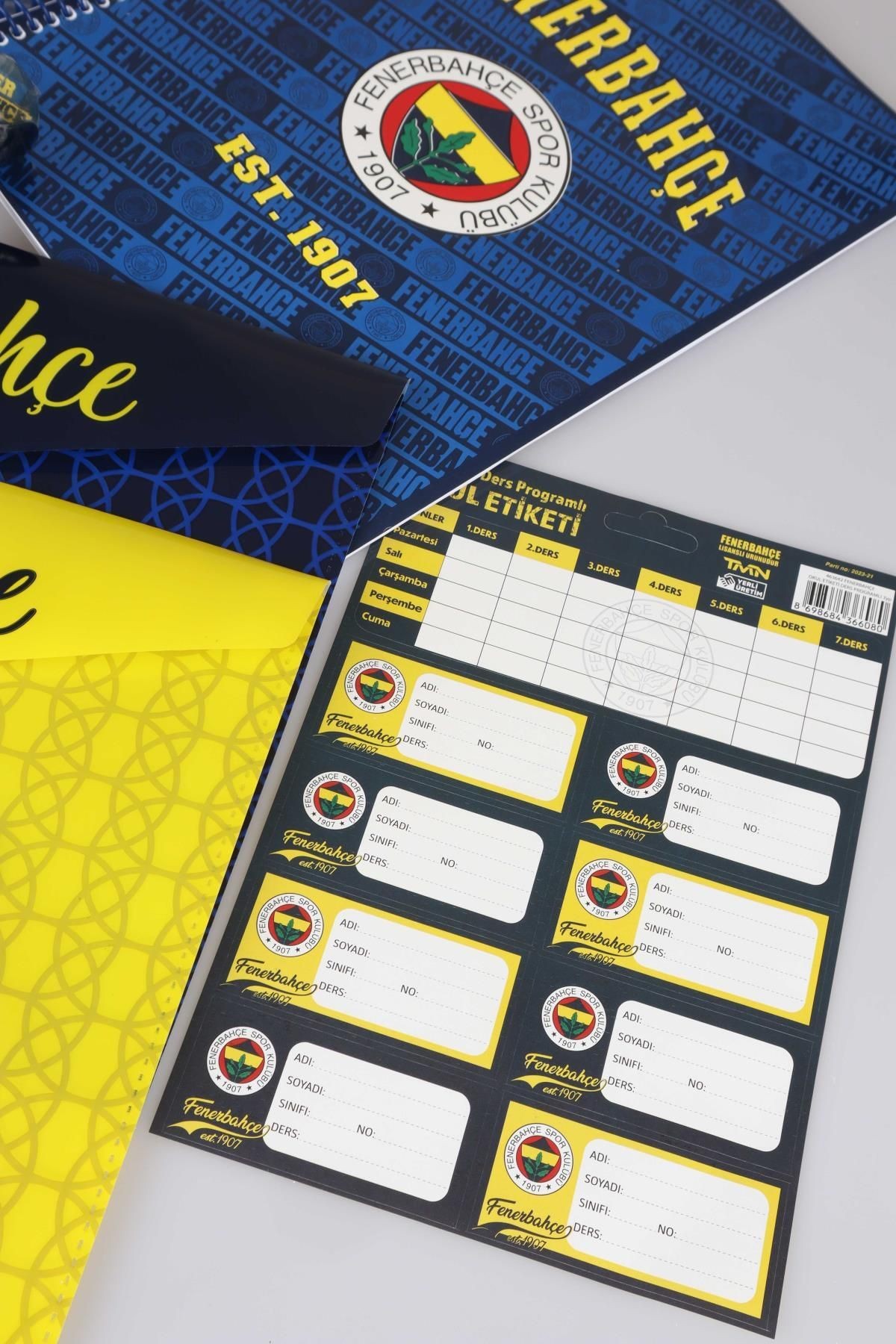 LİSANSLI FENERBAHÇE A4 SPIRALLI 2 ADET KARELİ,2 ADET ÇİZGİLİ DEFTER,TOP BAŞLIKLI UÇLU KALEM,16'LI OK