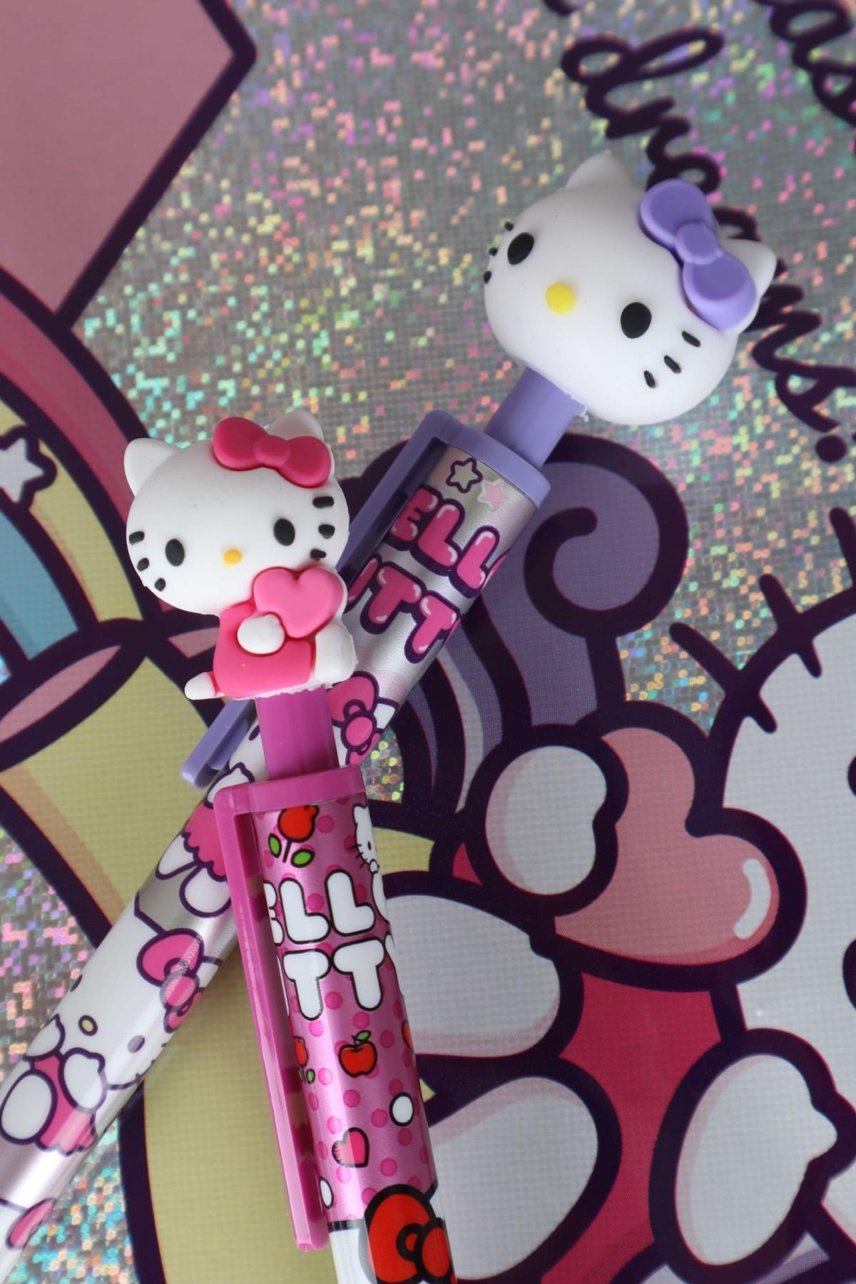 DEKOMUS İLE YENİ SEZON LİSANSLI HELLO KITTY YÜZ FİGÜRLÜ VERSATİL UÇLU KALEM 0.7 MM