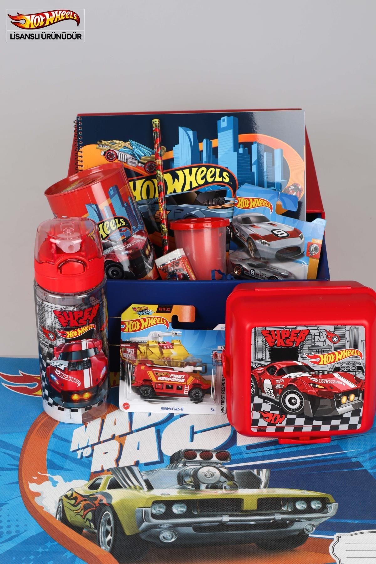 DEKOMUS ÖZEL KUTULU YENİ SEZON LİSANSLI HOT WHEELS DIECAST ARABA,MATARA,BESLENME KABI,BESLENME ÖRTÜS