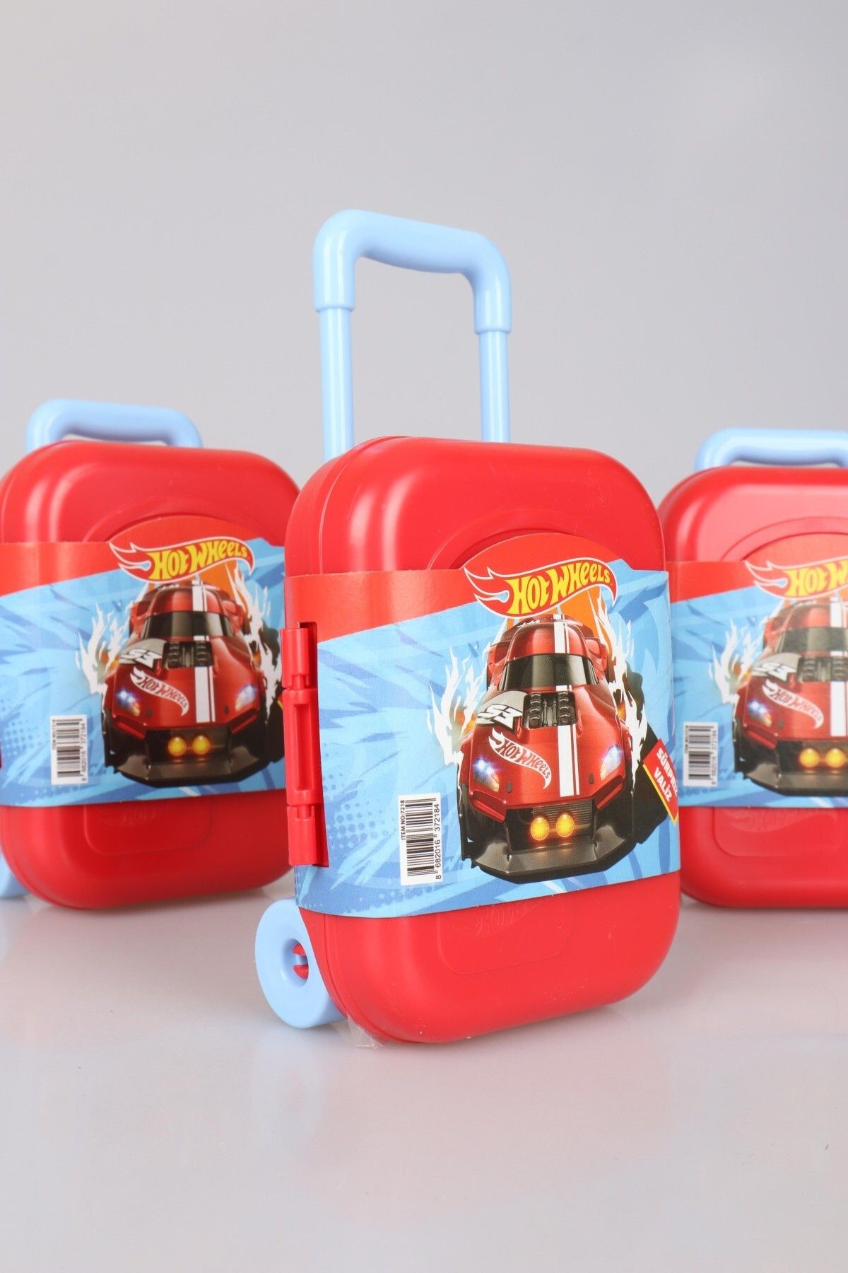 DEKOMUS İLE LİSANSLI HOT WHEELS SÜRPRİZ OYUNCAKLI VALİZ