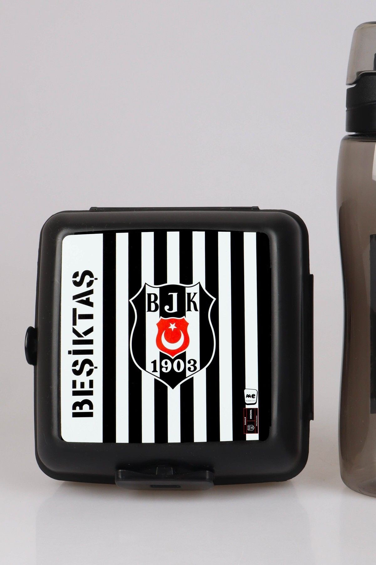 YENİ SEZON LİSANSLI BEŞİKTAŞ BESLENME KABI VE 700 ML TRITAN MATARA YEMEK SETİ