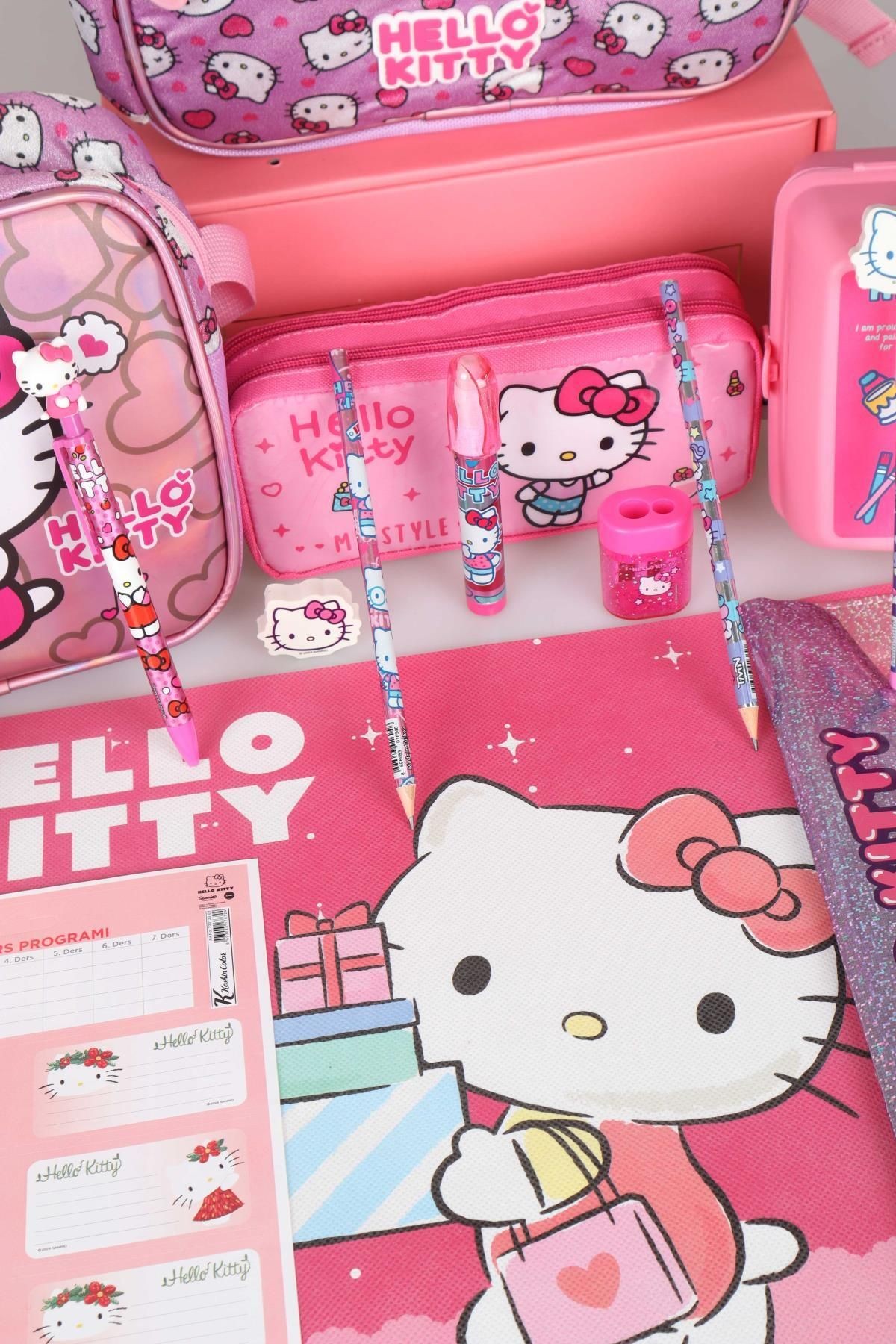 TEK BÖLMELİ KÜÇÜK BOY 32 CM HELLO KITTY ANAOKUL,BESLENME VE KALEM ÇANTASI İLE BESLENME KABI,MATARA K