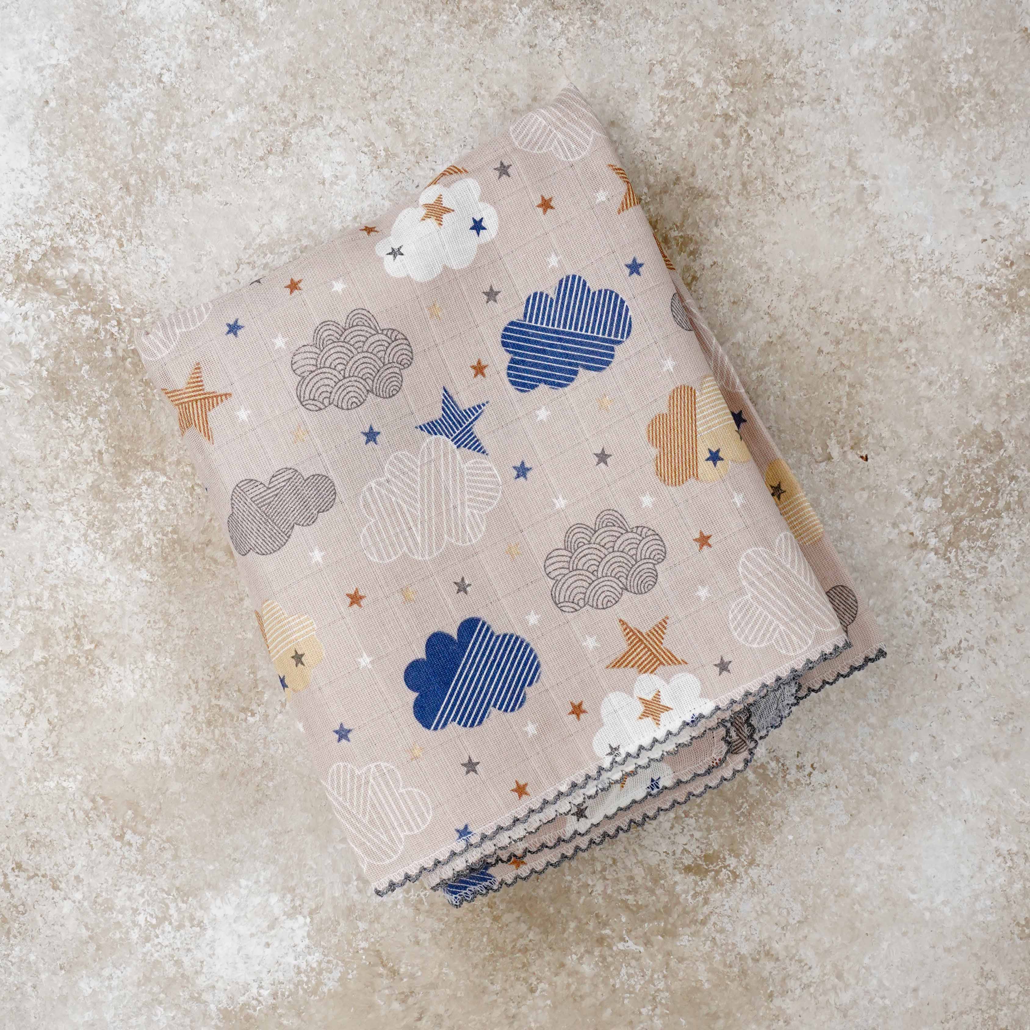 Lora Bliss Unisex Bulut ve Yıldız Desenli Müslin Battaniye