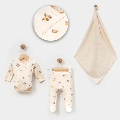 Lora Bliss Unisex Kuşburnu Desenli 3’lü Bebek Seti | Kruvaze Body, Ayaklı Alt & Müslin Battaniye - Krem
