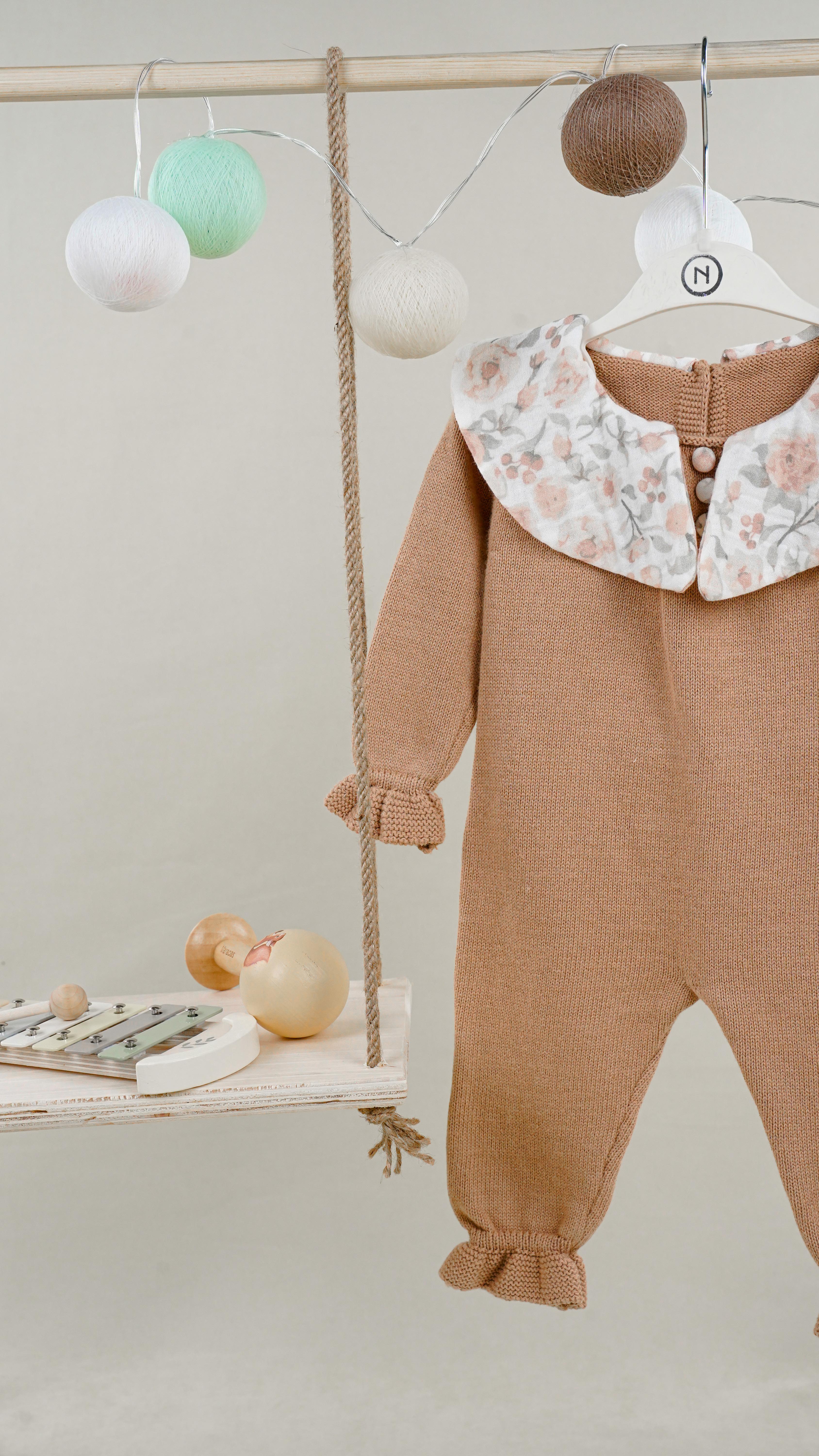 Lora Bliss Kız Bebek Kahverengi Kuğulu Fırfırlı Tulum | 3-6-9-12 Ay %100 Pamuk