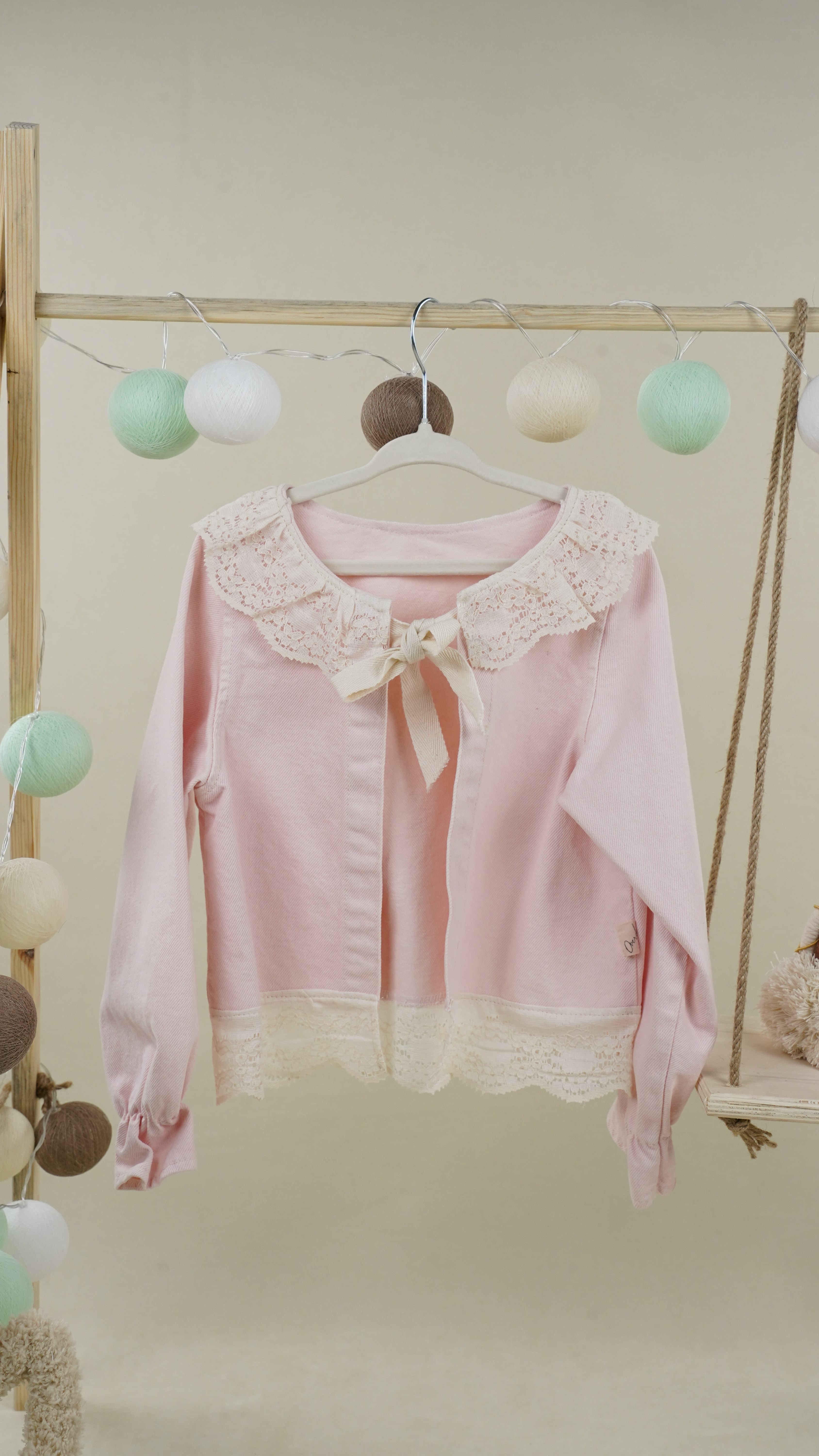 Lora Bliss Kız Çocuk Güpür Detaylı Pembe Ham Ceket – 5-8 Yaş