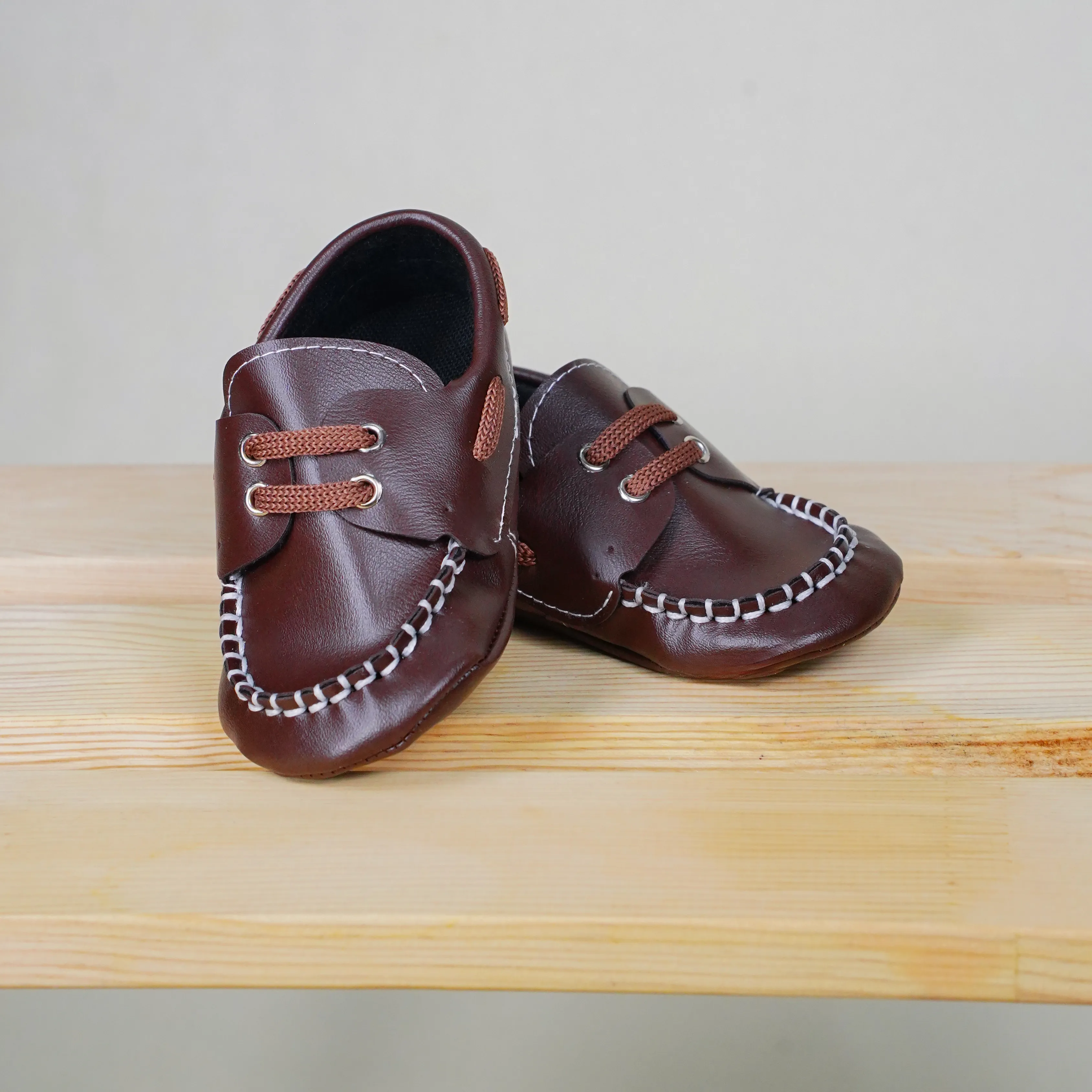 Lora Bliss Erkek Saraç Dikişli Deri Patik | Şık ve Rahat - Kahverengi