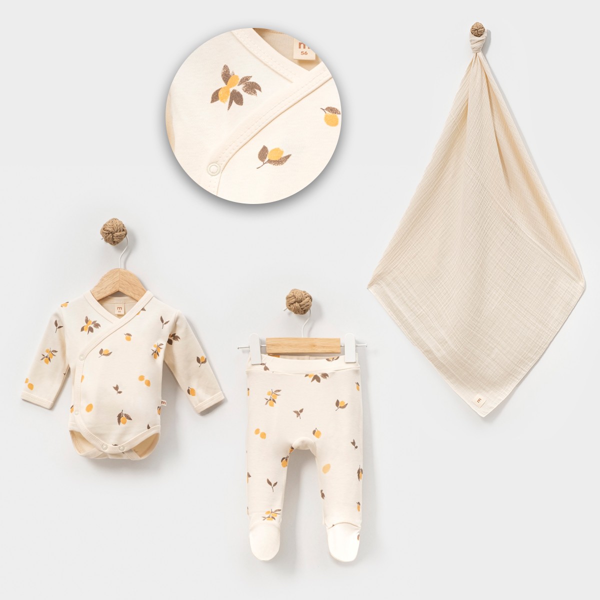 Lora Bliss Unisex Limon Desenli 3’lü Bebek Seti – 3/6  Ay | Kruvaze Body, Ayaklı Alt & Müslin Battaniye