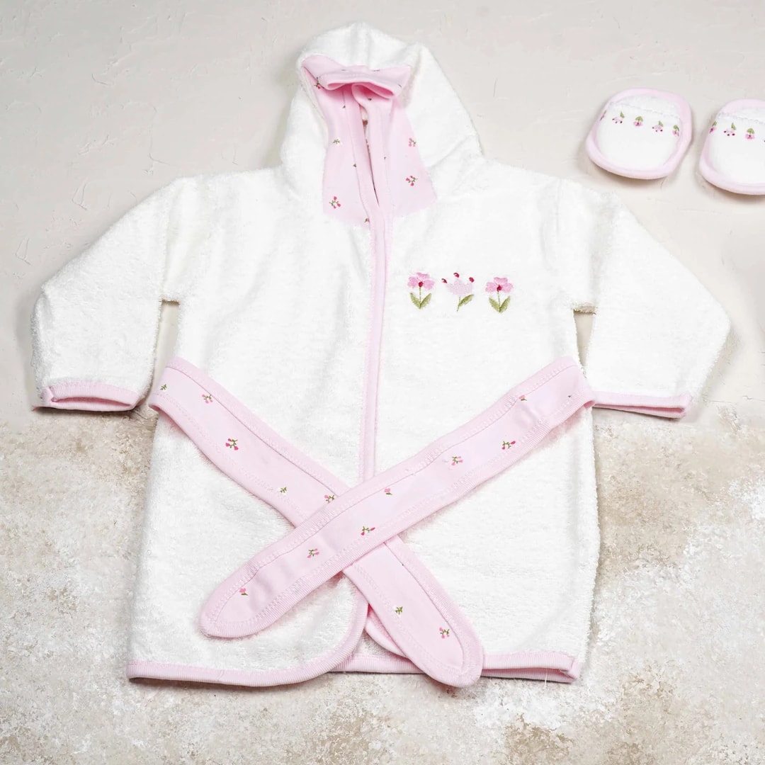 Lora Bliss Bebek Kız Kanaviçe Nakışlı Bornoz Seti - Pudra