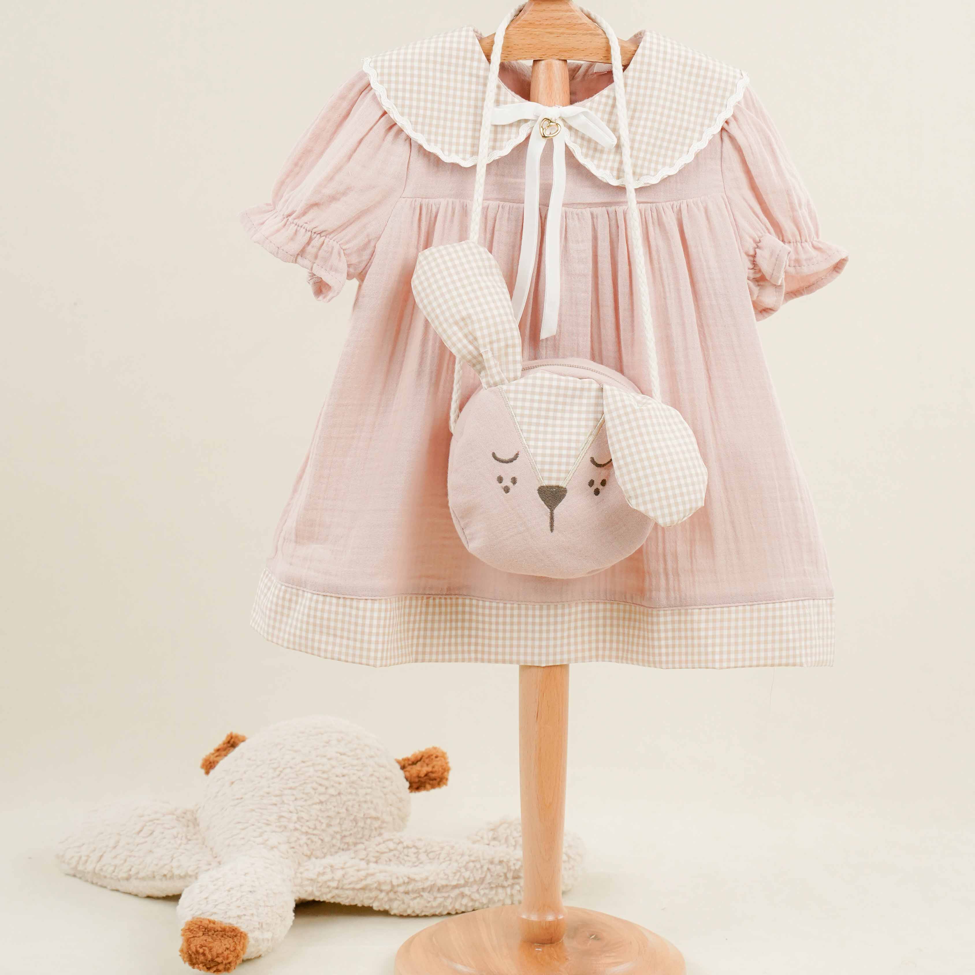 Lora Bliss Kız Pötikare Yakalı Pembe Müslin Elbise (Tavşan Çanta Hediyeli) - Pembe