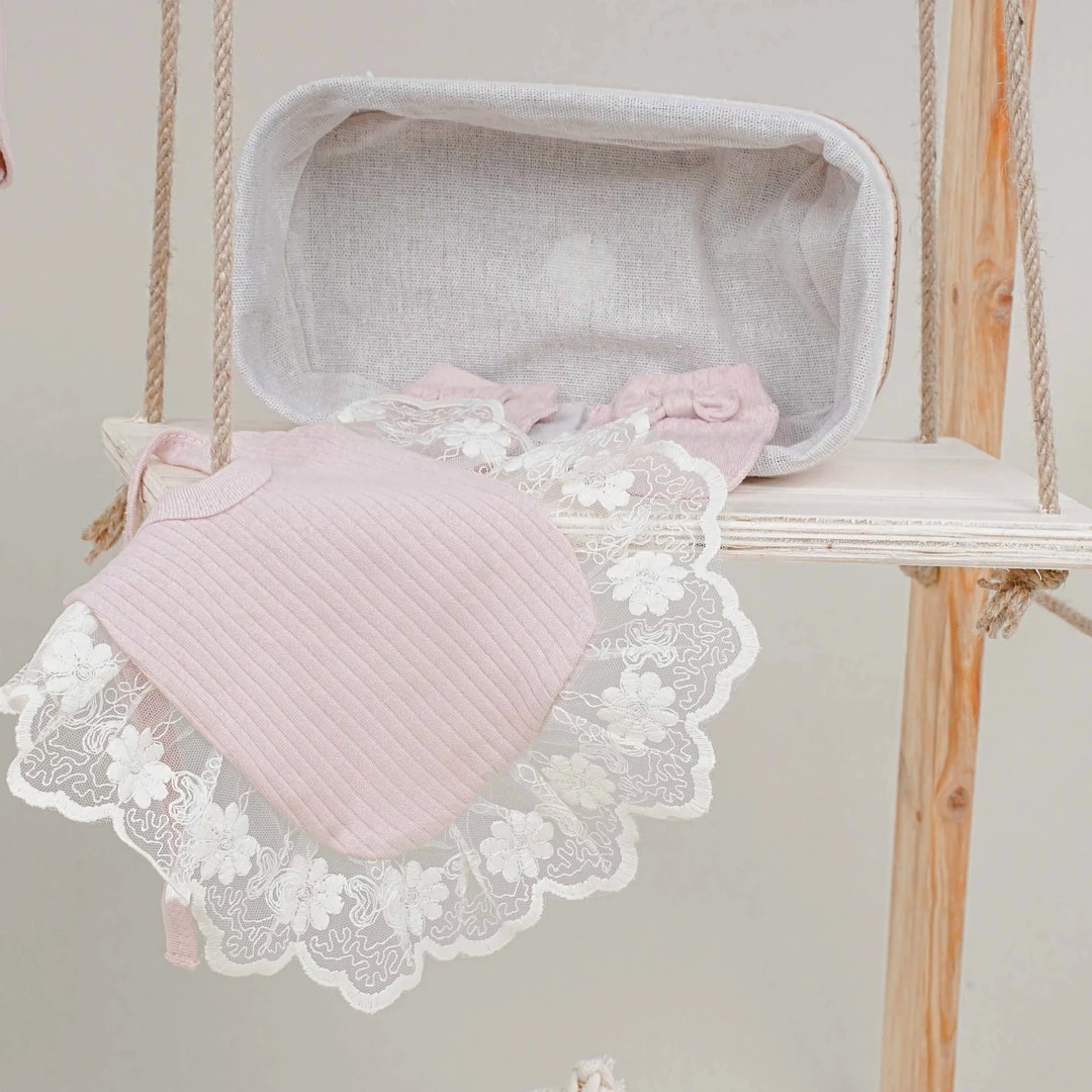 Lora Bliss Kız Bebek Brode İşlemeli 5’li Hastane Çıkış Seti - Pudra