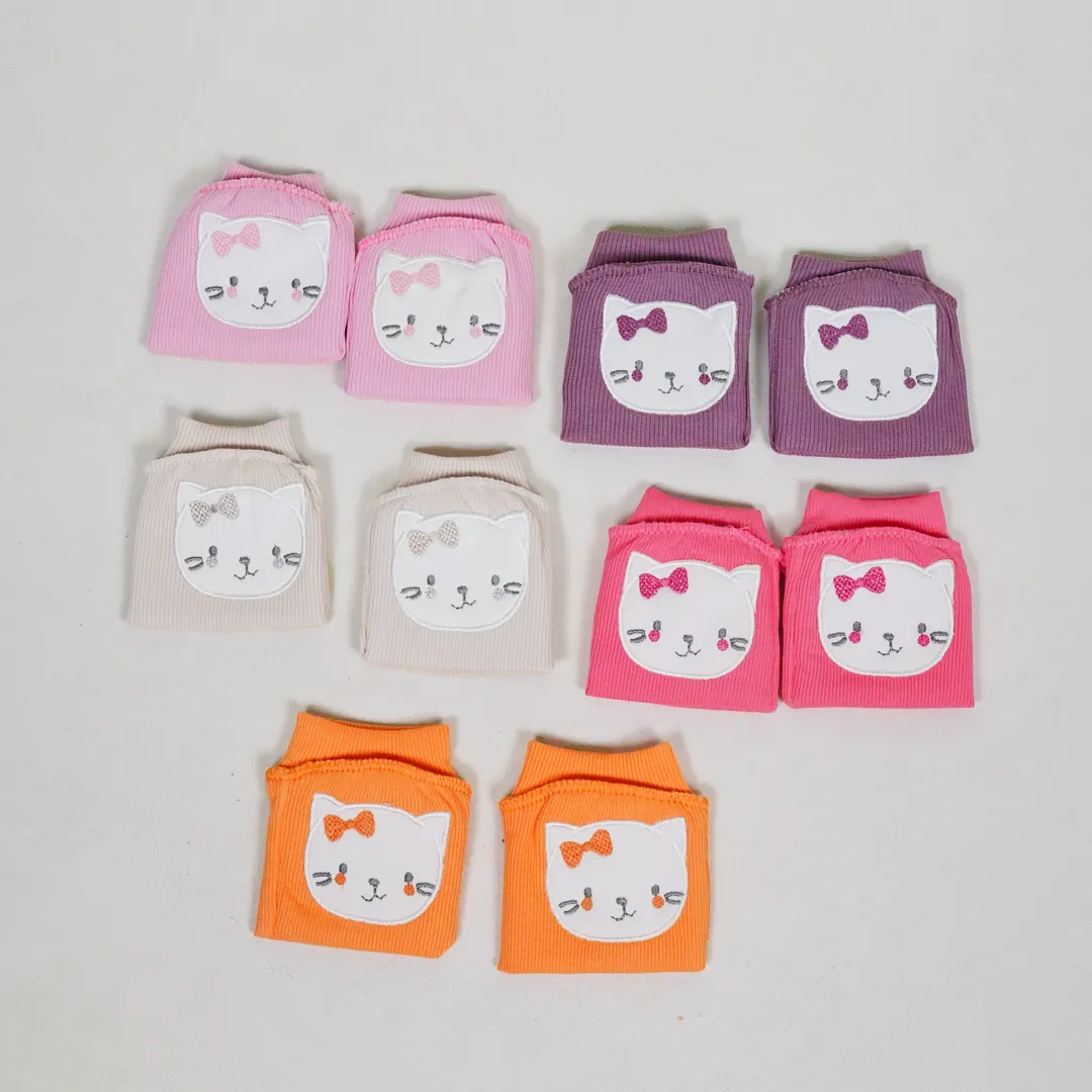 Lora Bliss Kedi Nakışlı Kız Bebek Dizlik - Pembe