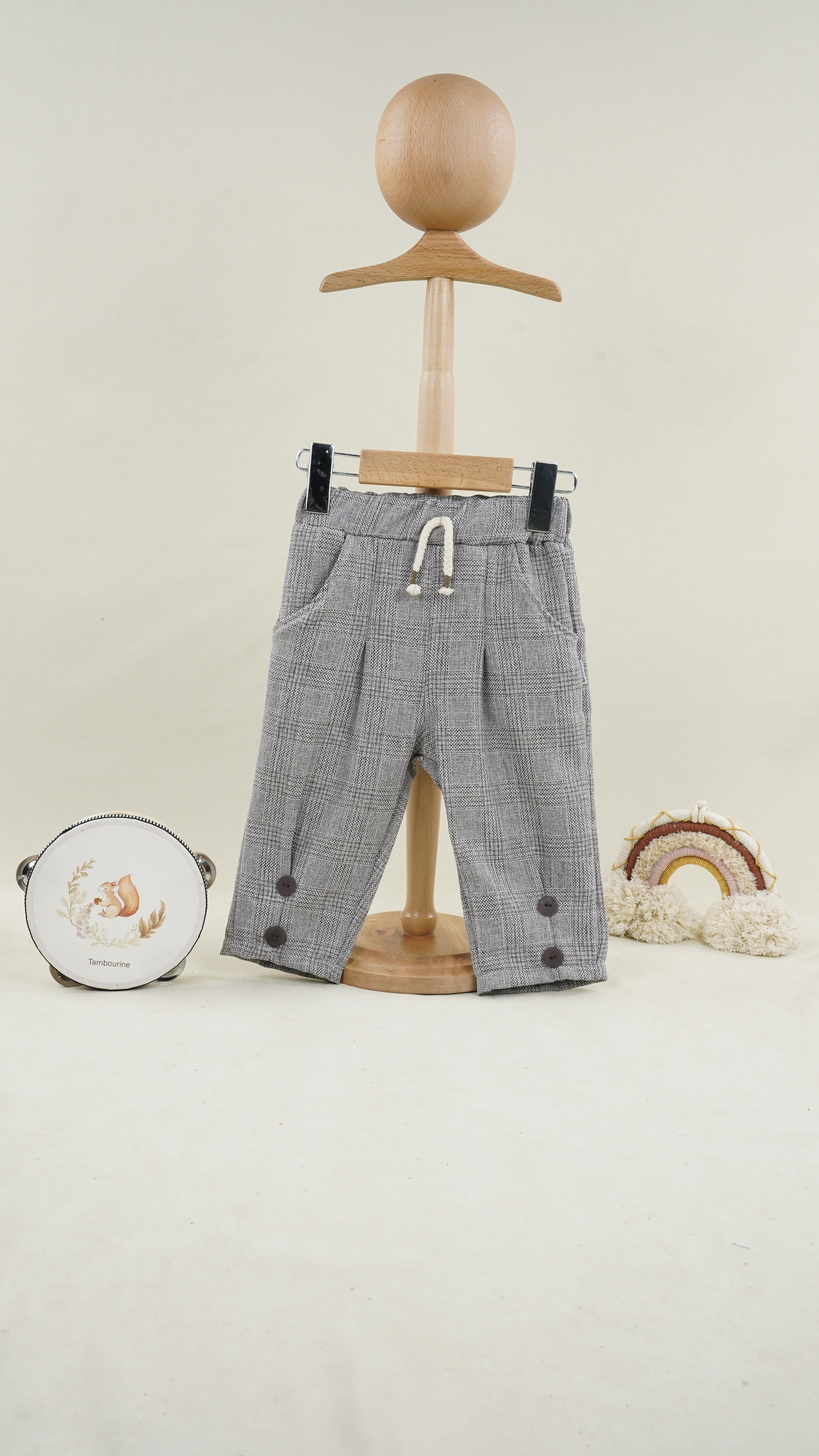 Lora Bliss Erkek Bebek Gri Ekose Pantolon – 1-4 Yaş Lastikli ve Düğme Detaylı